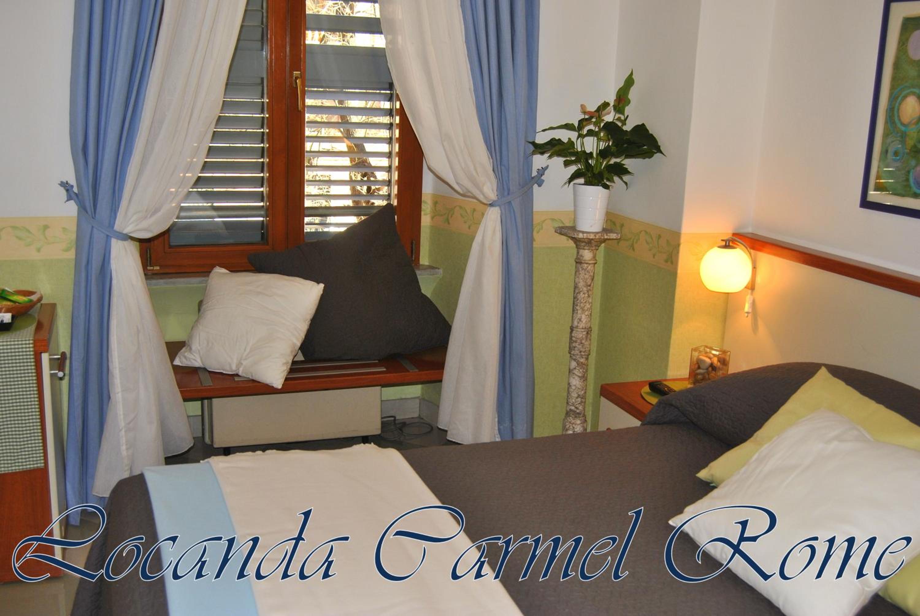 Double Room with Private Bathroom photo 3