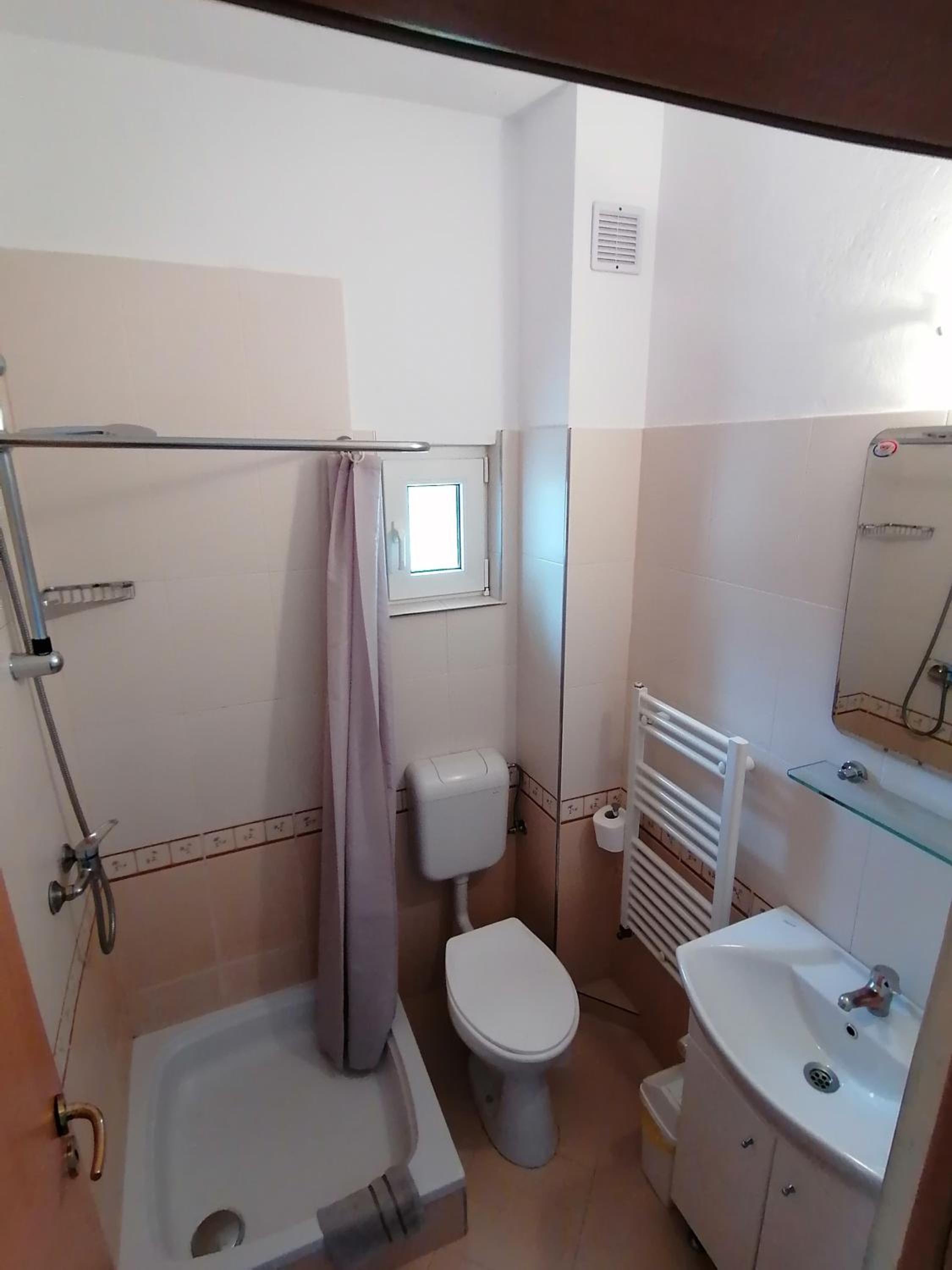 Triple Room with Balcony - Photo 3