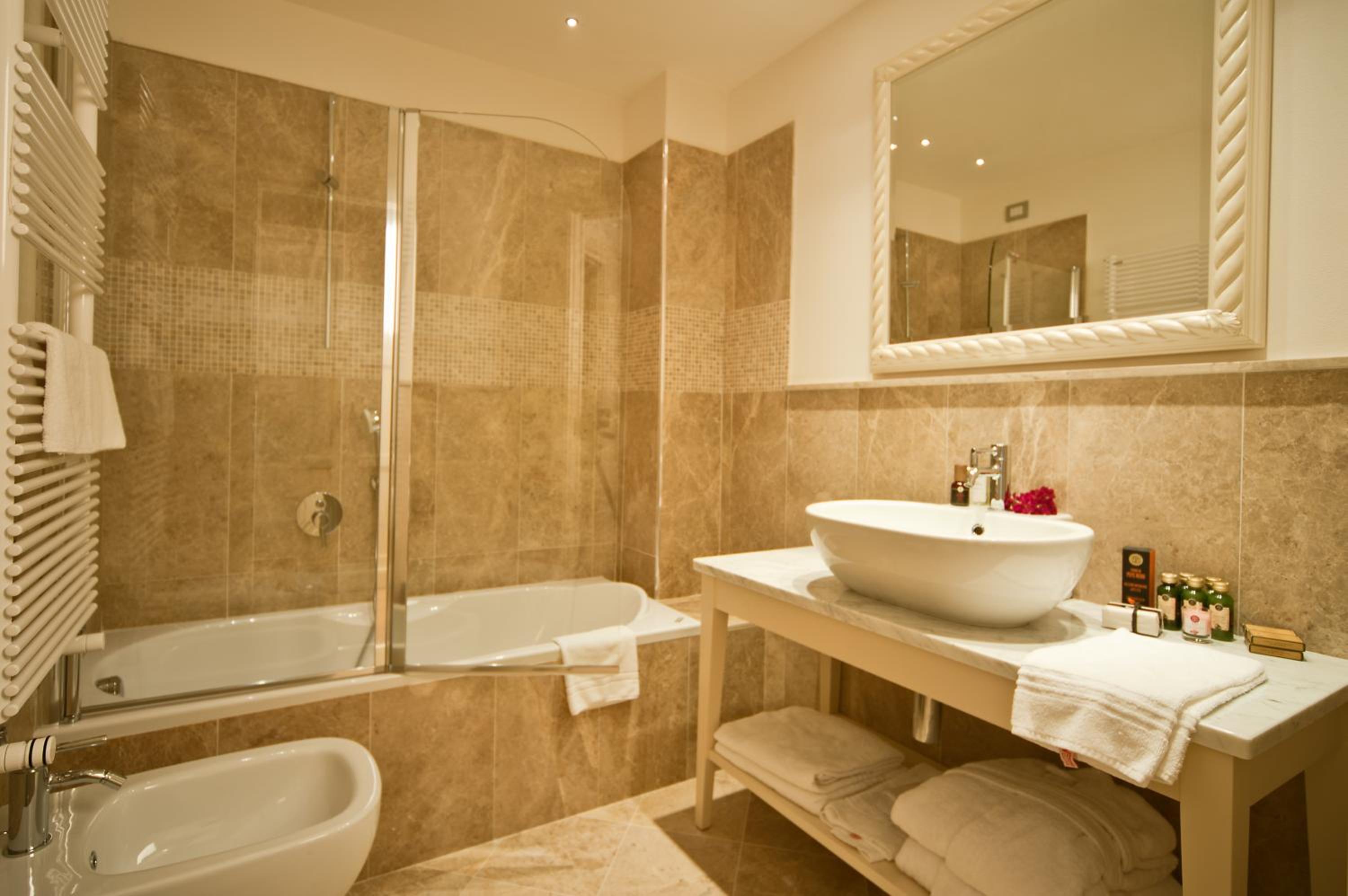 Suite with Private Terrace photo 2