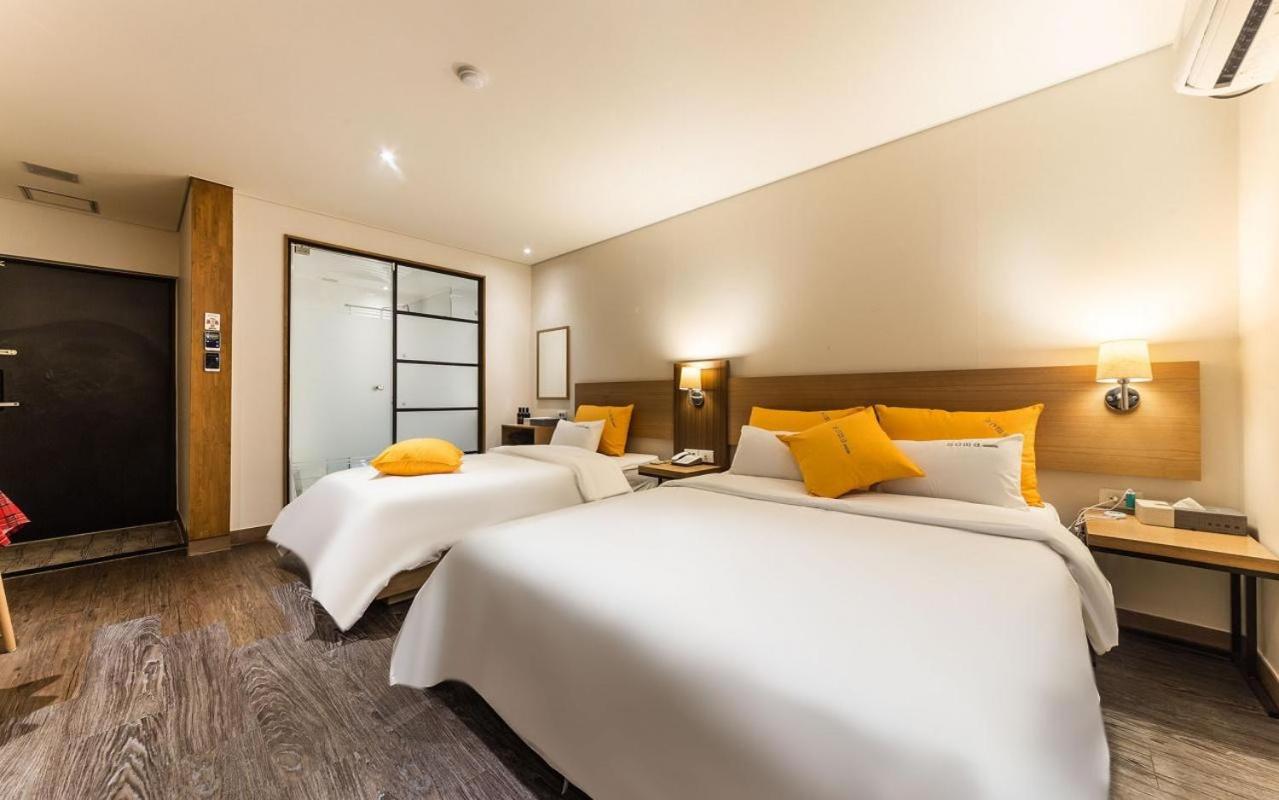 Deluxe Twin Room - Photo 1