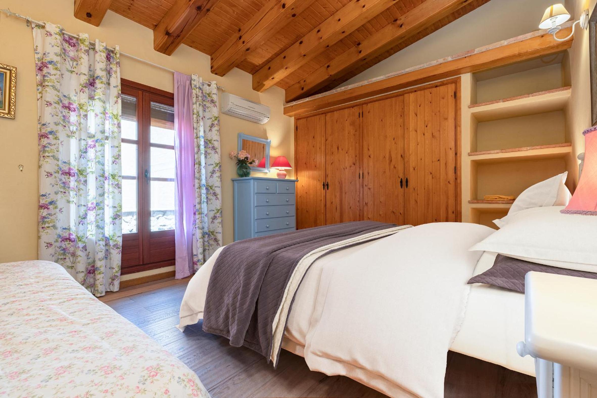 Three-Bedroom House - Photo 20