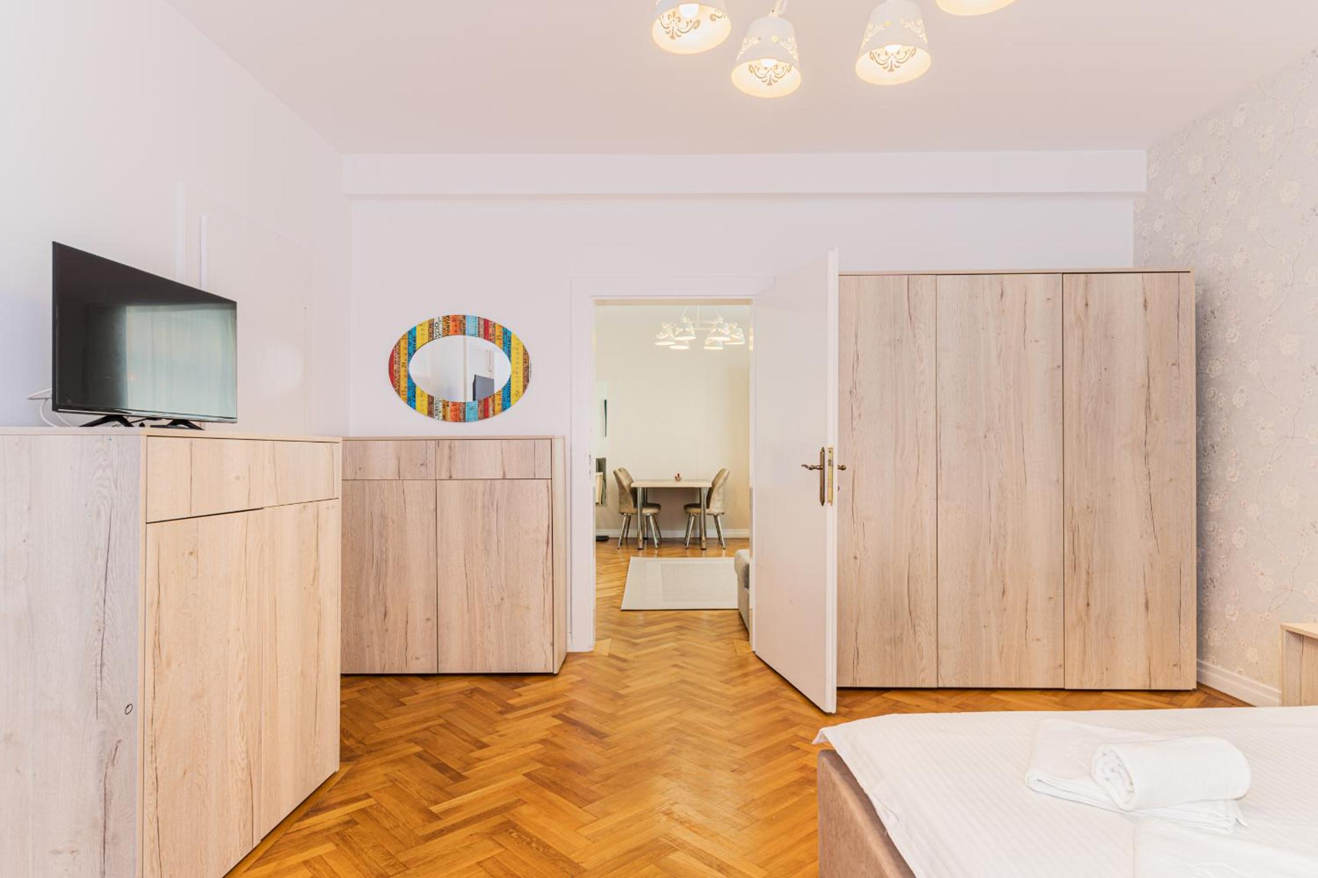 Two-Bedroom Apartment - Photo 9