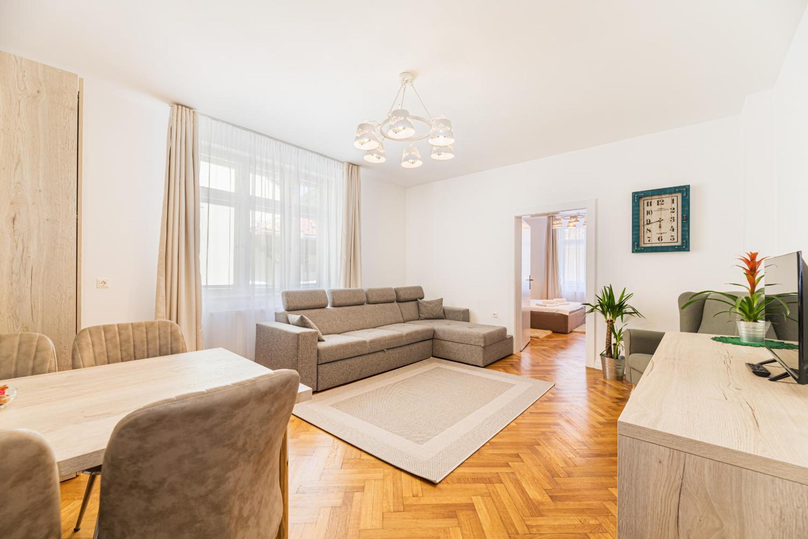 Two-Bedroom Apartment - Photo 16
