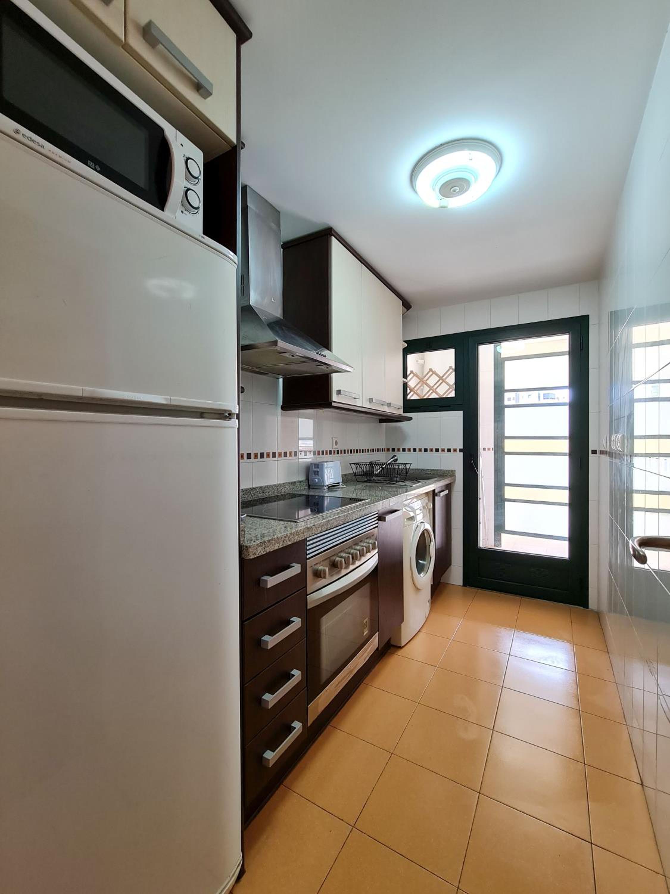 One-Bedroom Apartment - Photo 4