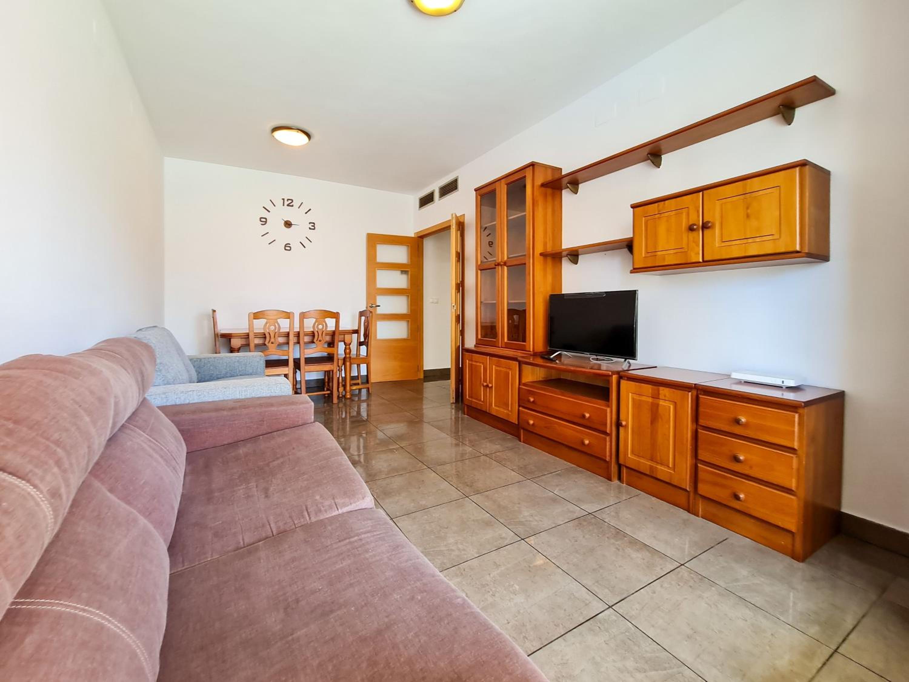 One-Bedroom Apartment - Photo 11