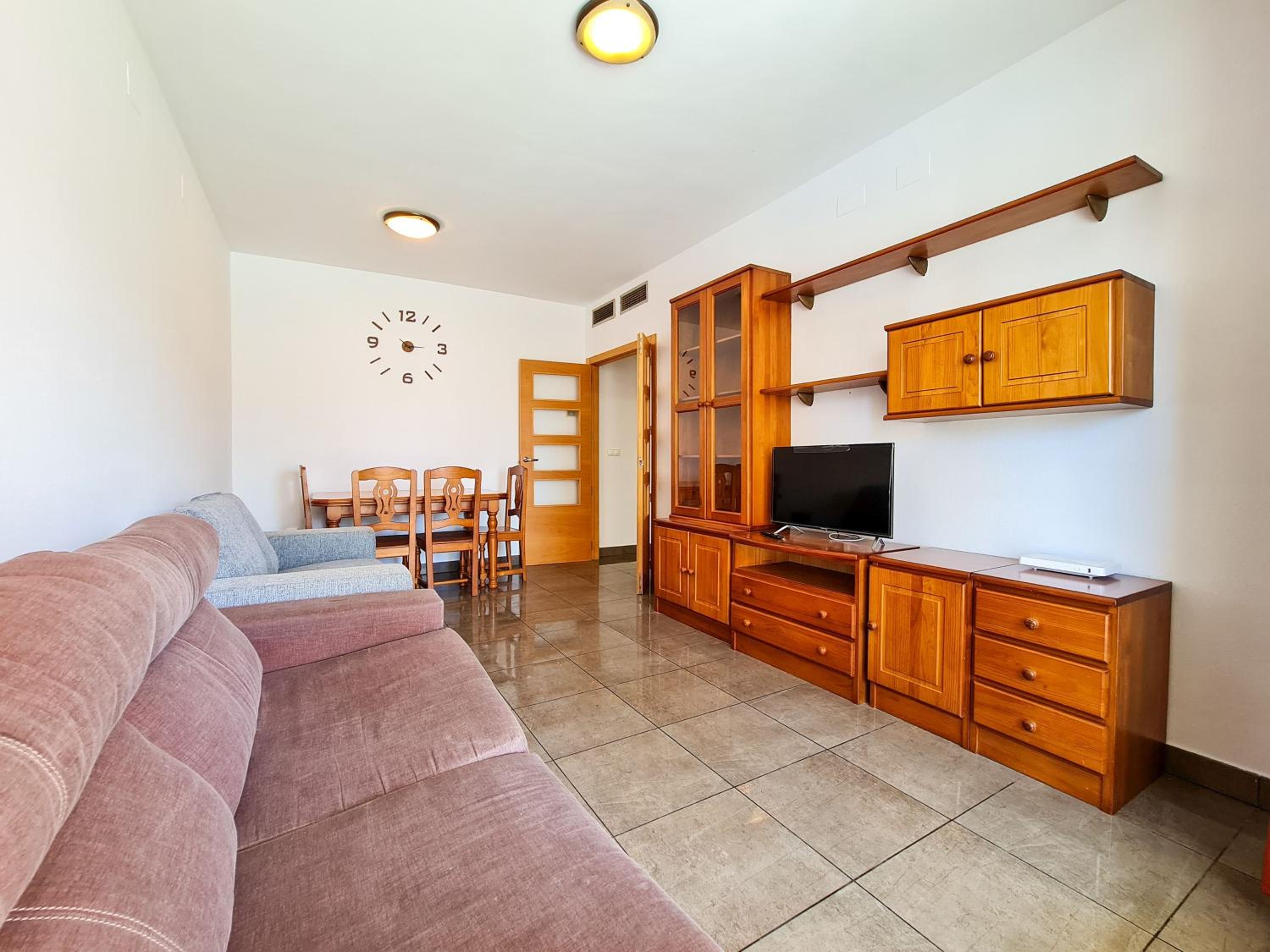One-Bedroom Apartment - Photo 13