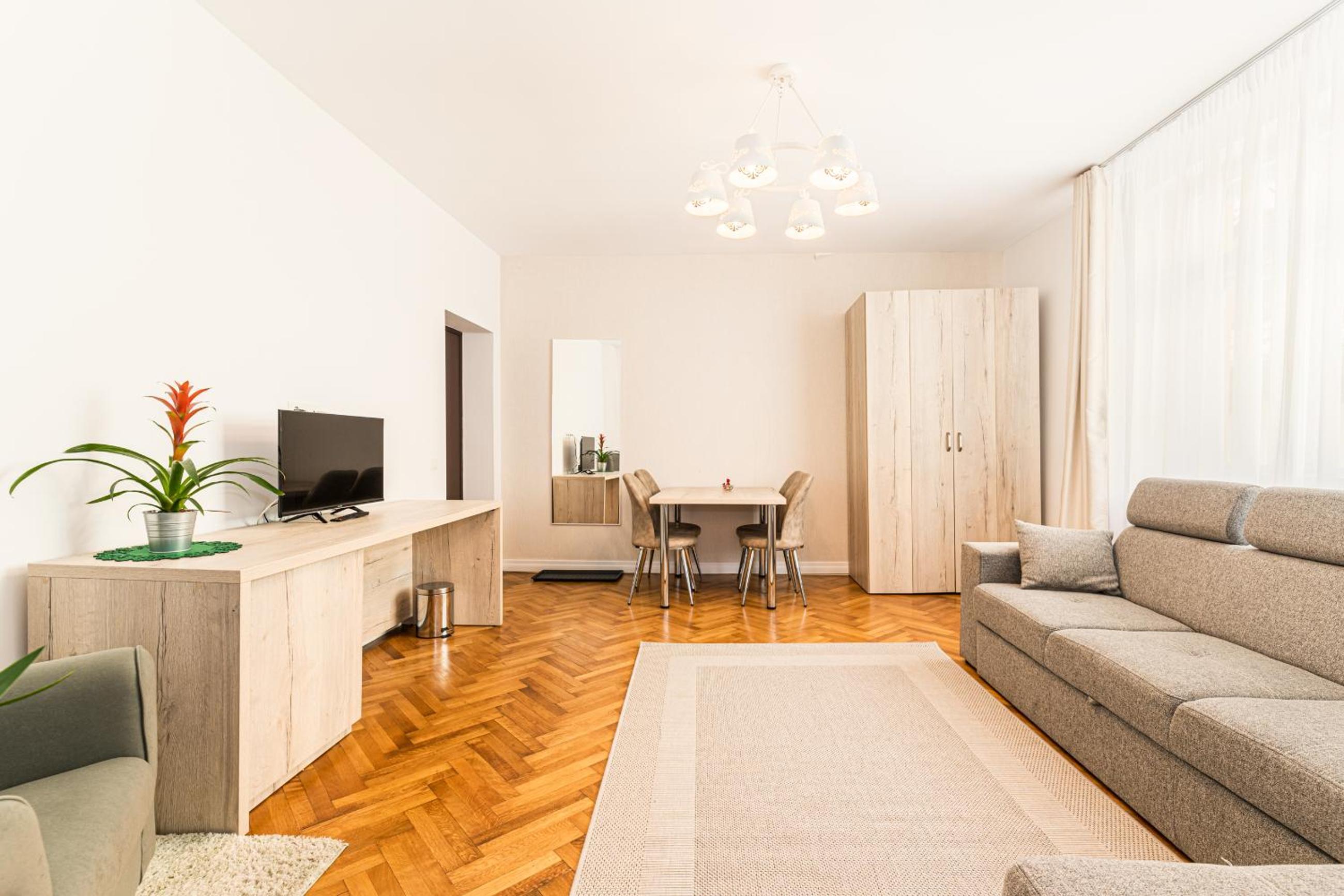 Two-Bedroom Apartment - Photo 2