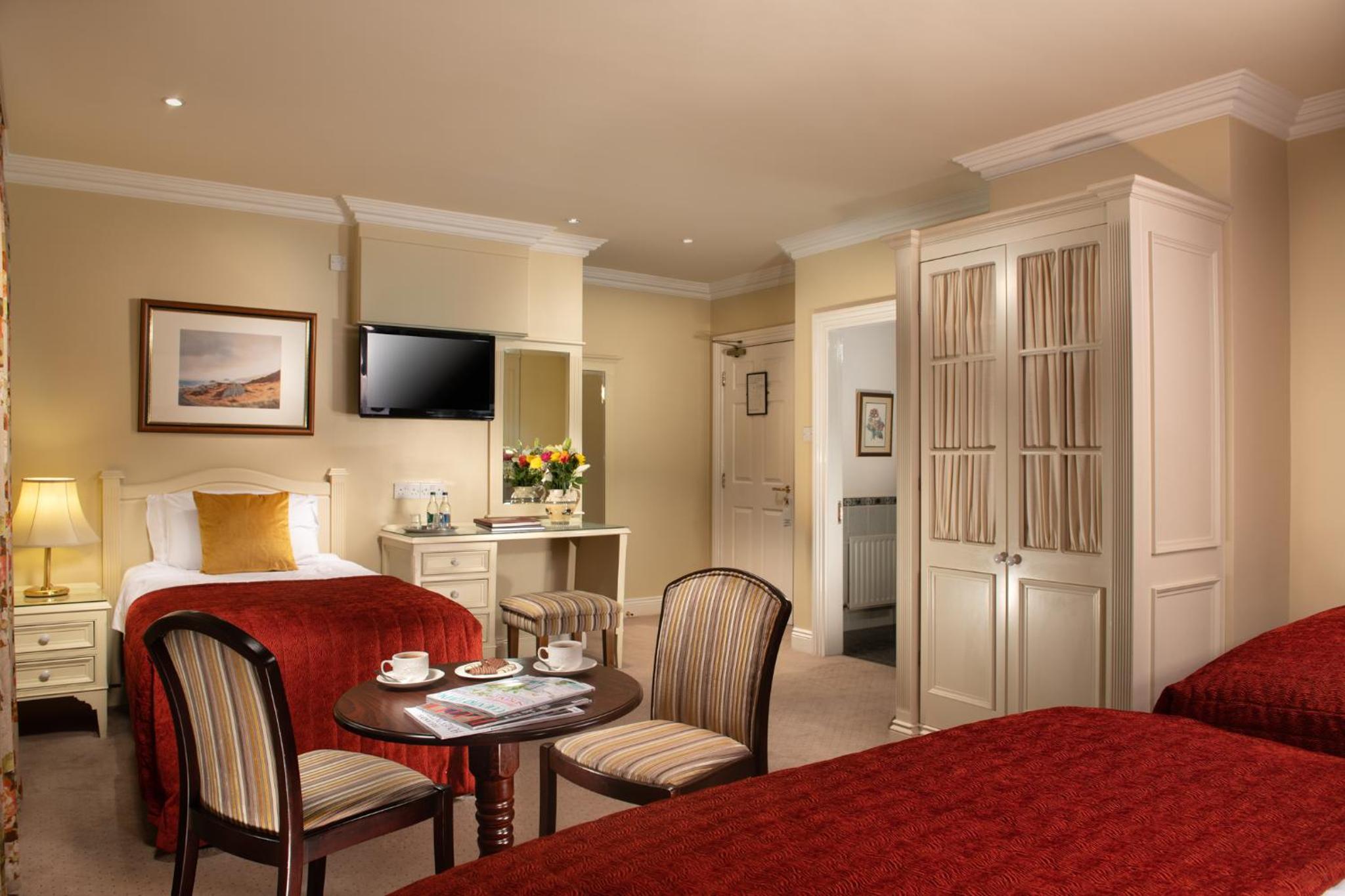 Standard Double/Twin Room - Photo 2