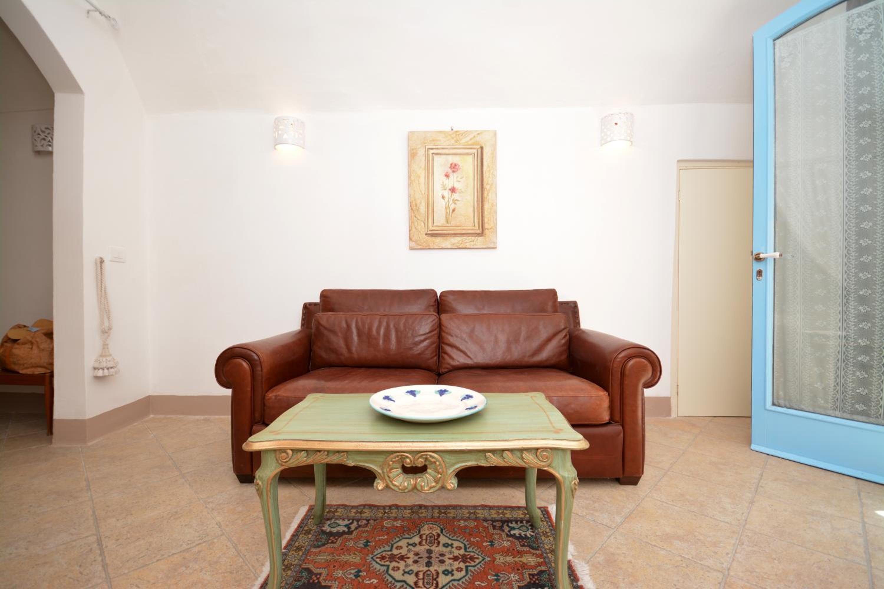Standard Double Room - Photo 5