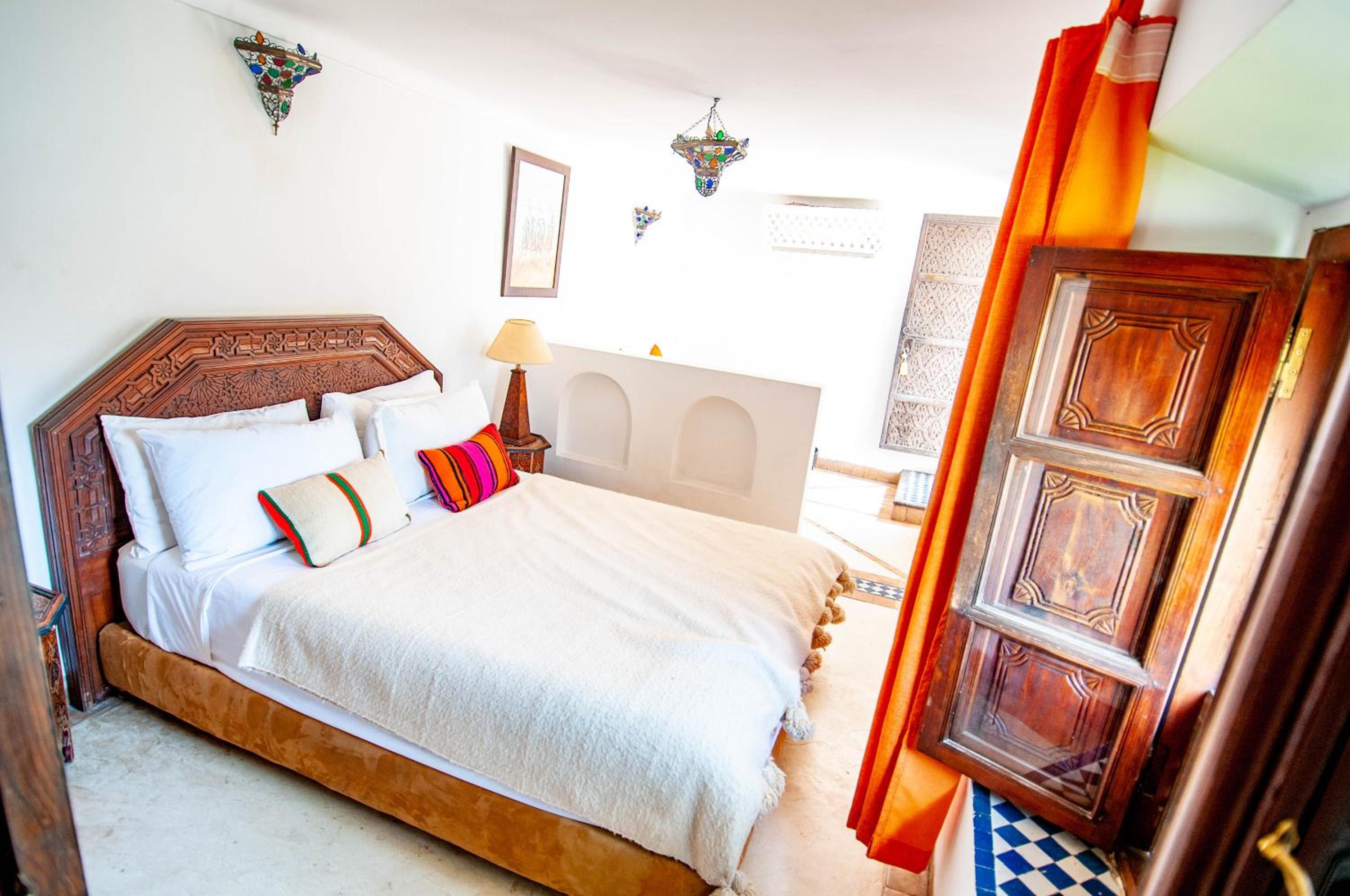 Double / Twin Room or Triple Room - Photo 36
