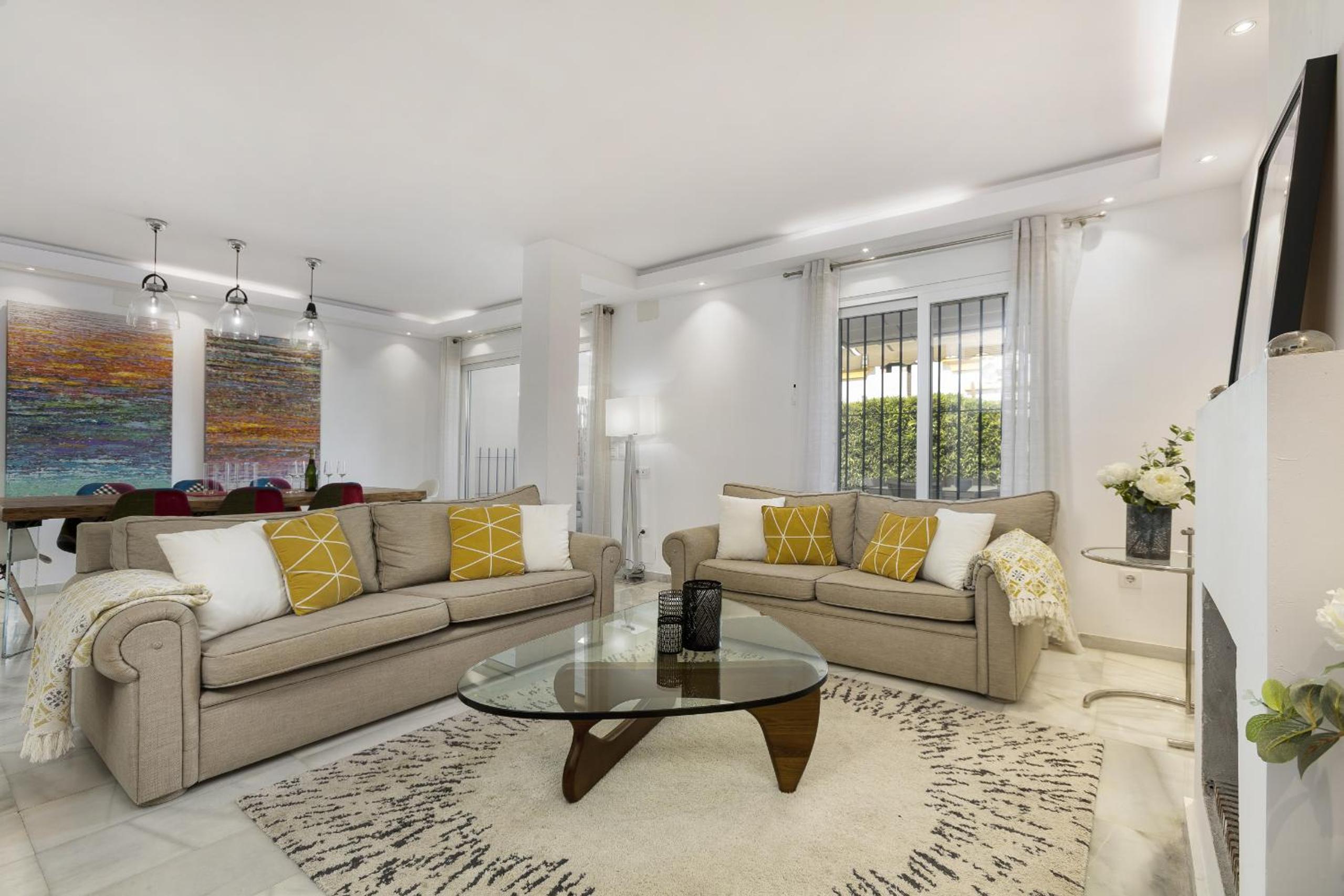 Casa de cuatro habitaciones