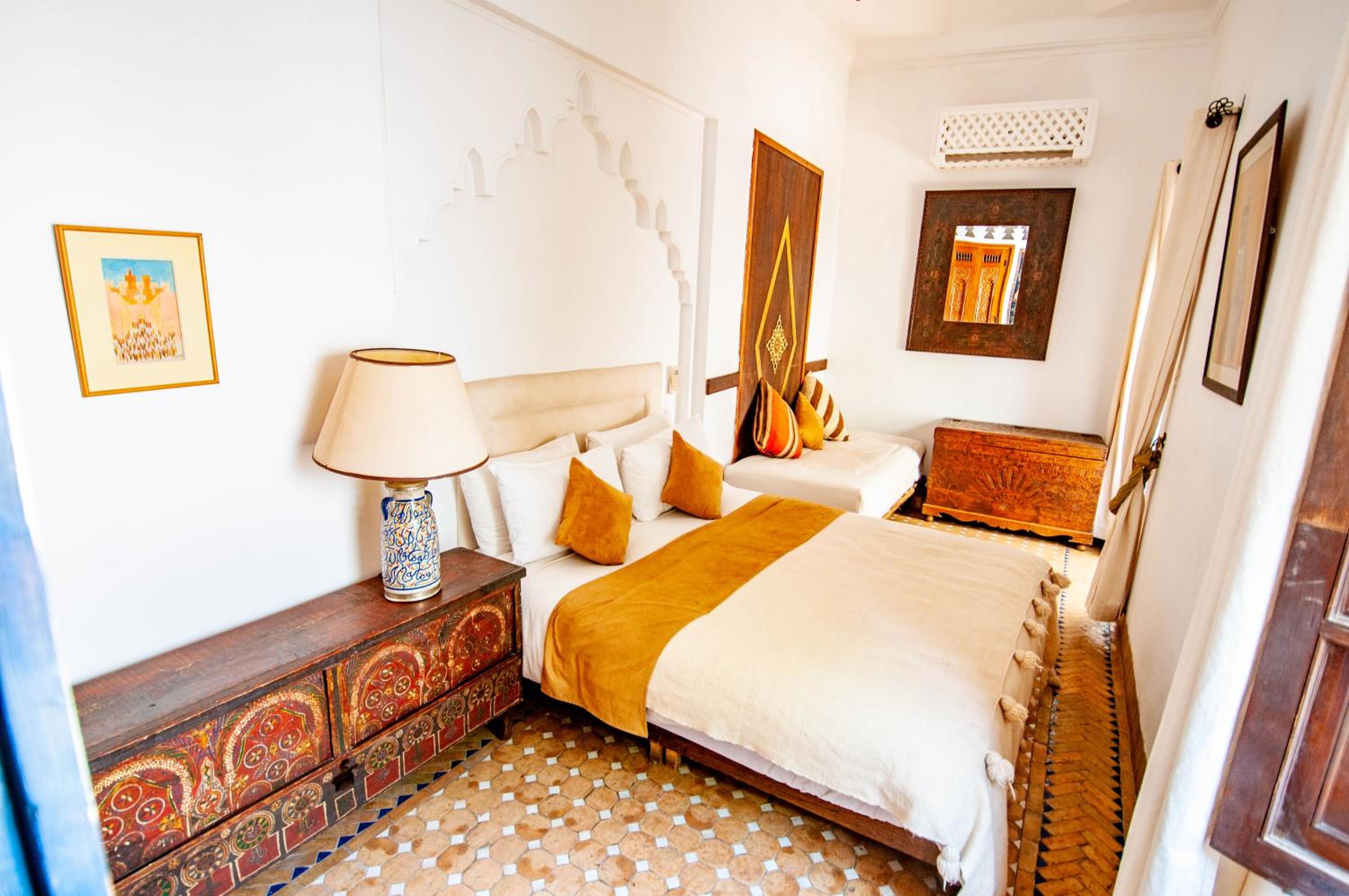 Double / Twin Room or Triple Room - Photo 41