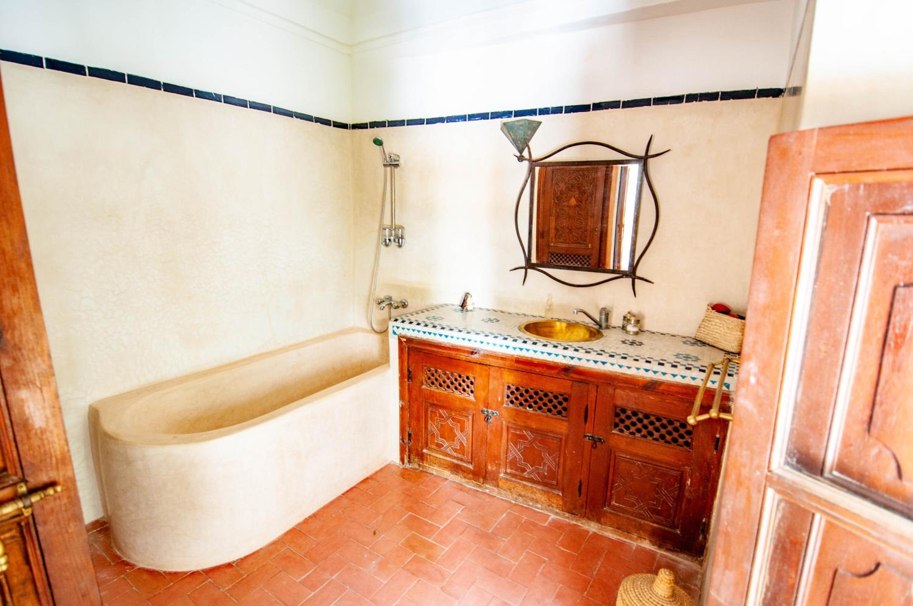 Double / Twin Room or Triple Room - Photo 46
