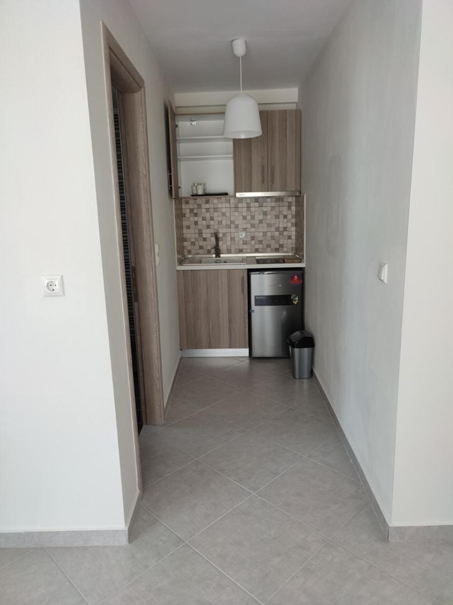 Deluxe Double Room with Balcony photo 3
