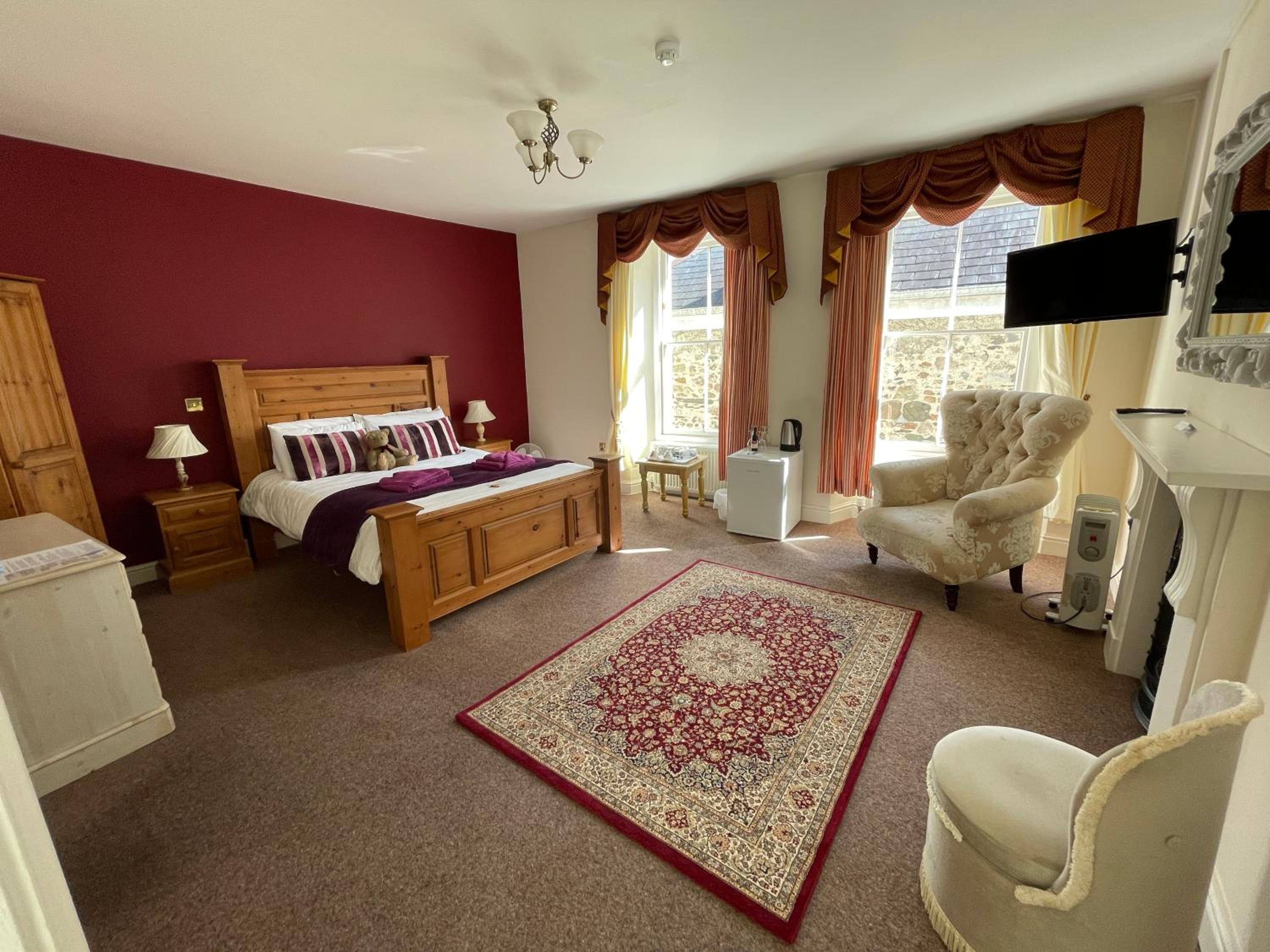Superior King Room