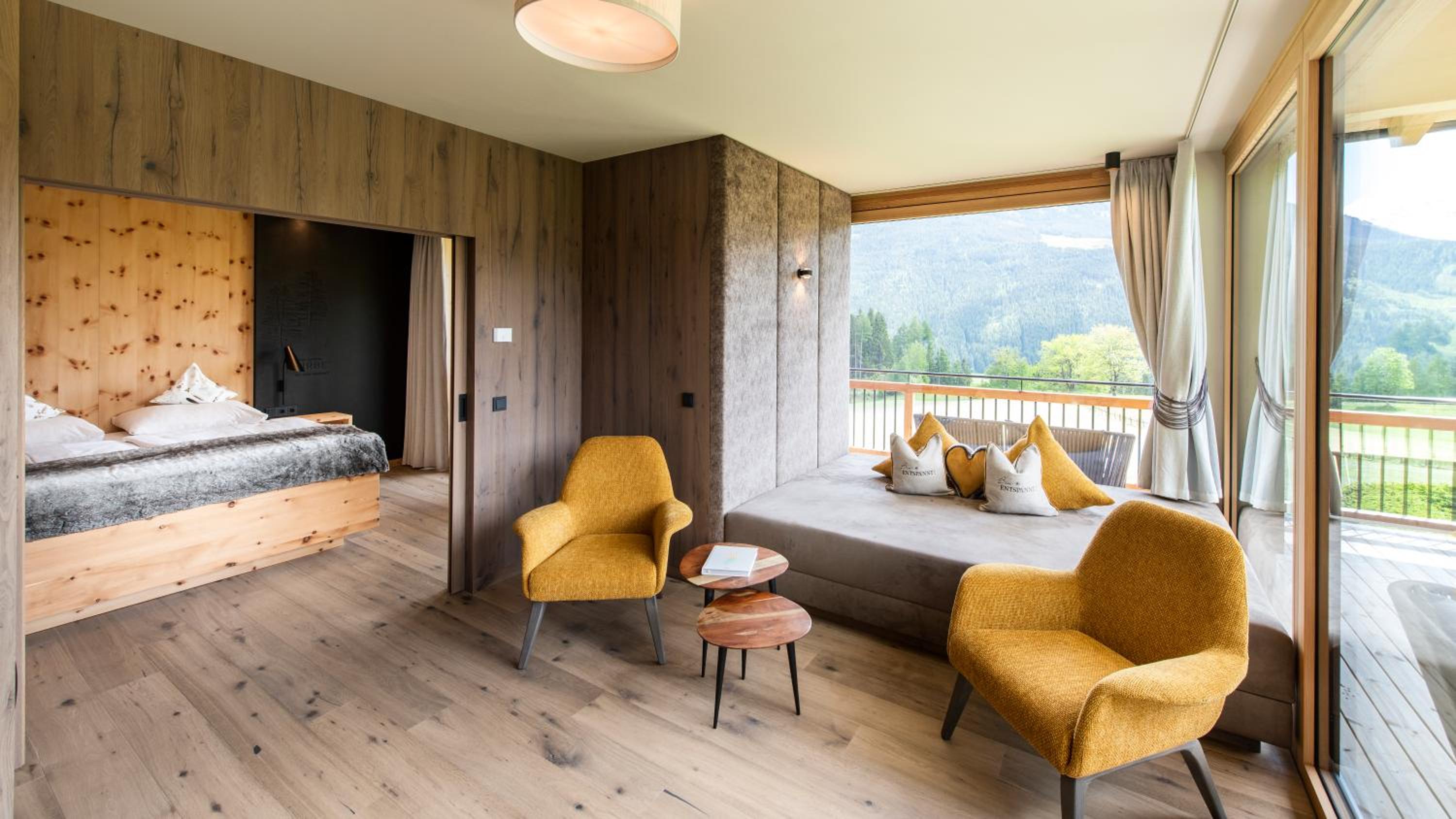 Deluxe Suite - Photo 1