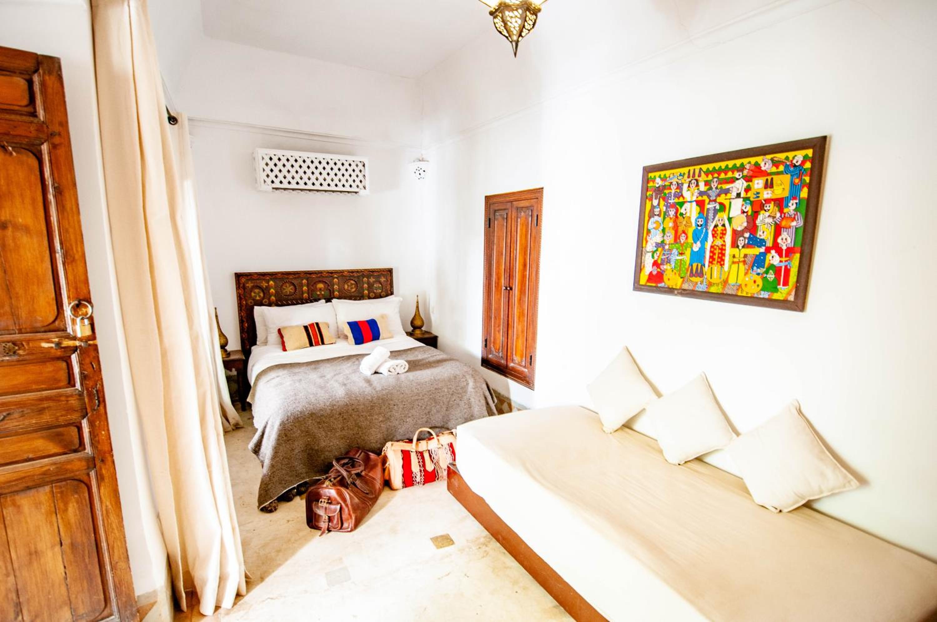 Double / Twin Room or Triple Room - Photo 23
