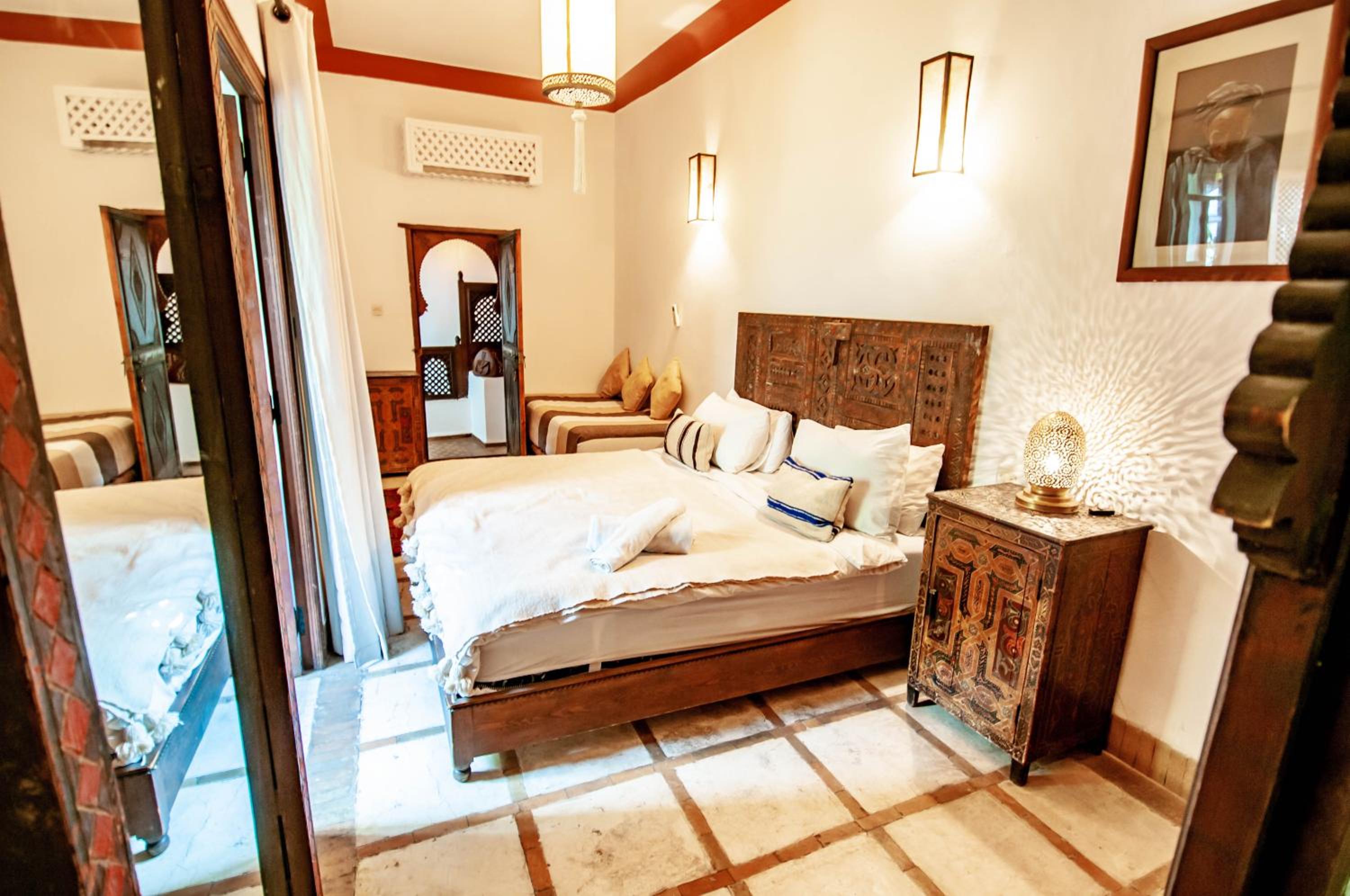 Double / Twin Room or Triple Room - Photo 30