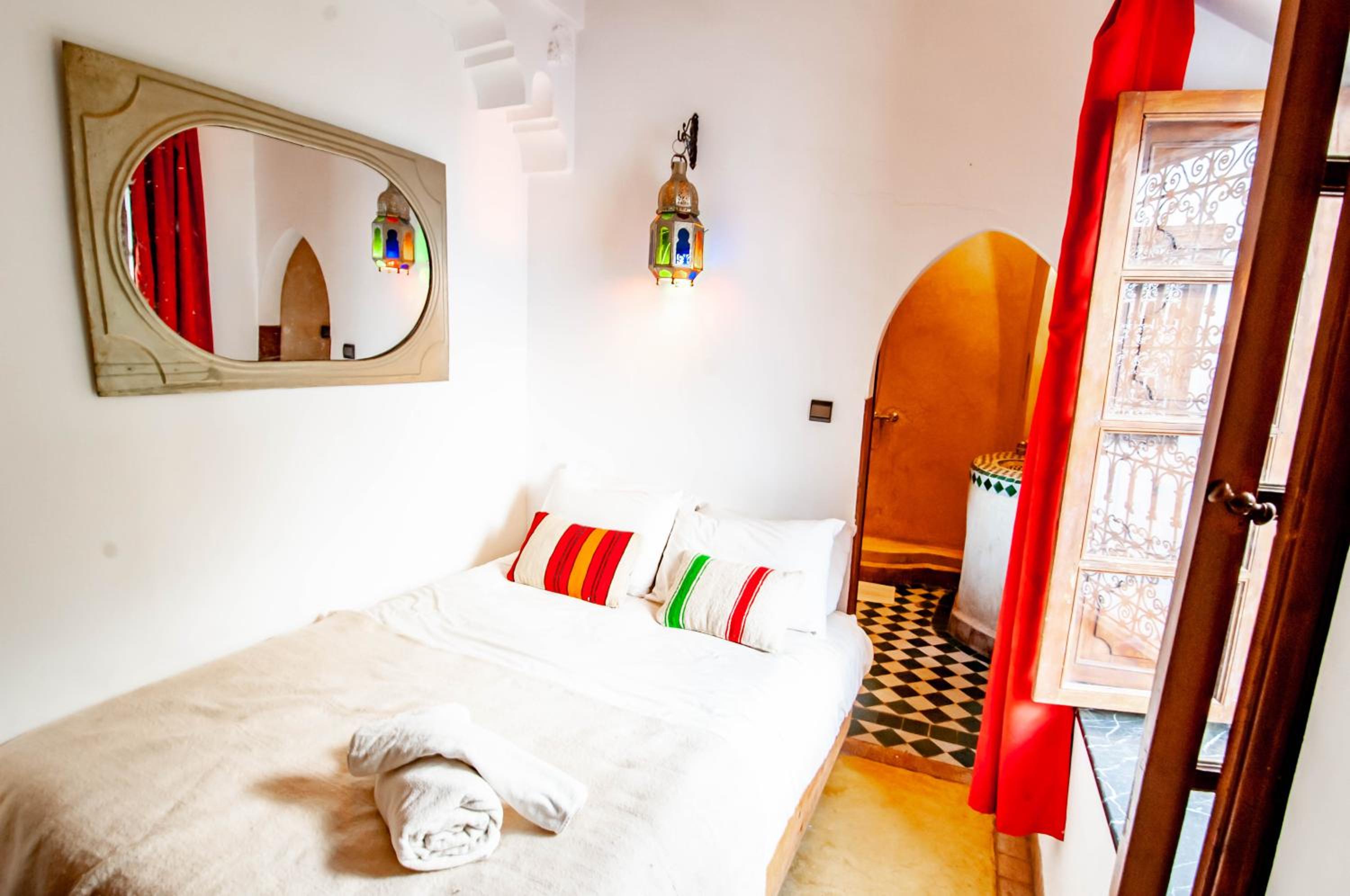 Double / Twin Room or Triple Room - Photo 18