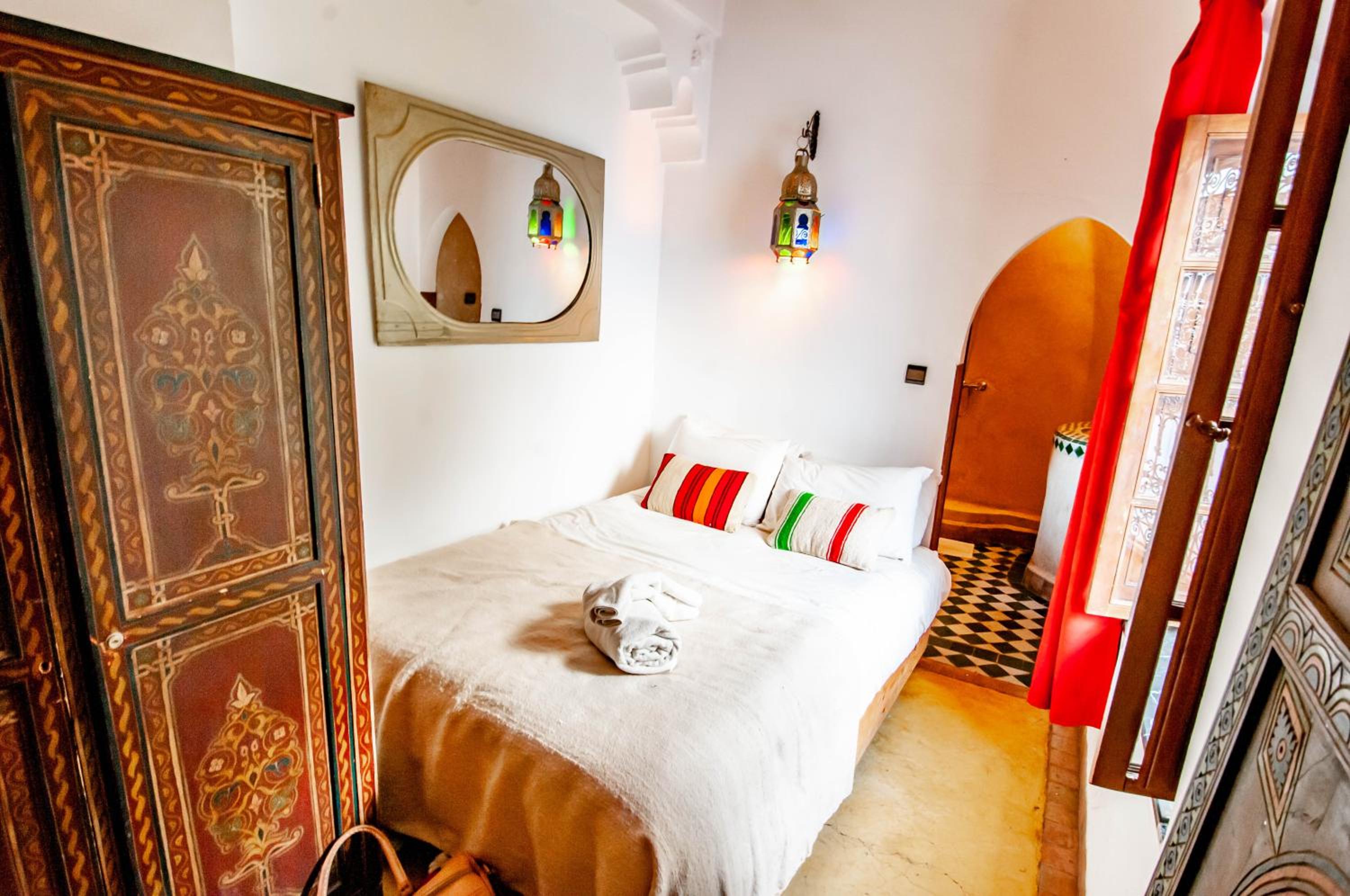 Double / Twin Room or Triple Room - Photo 16