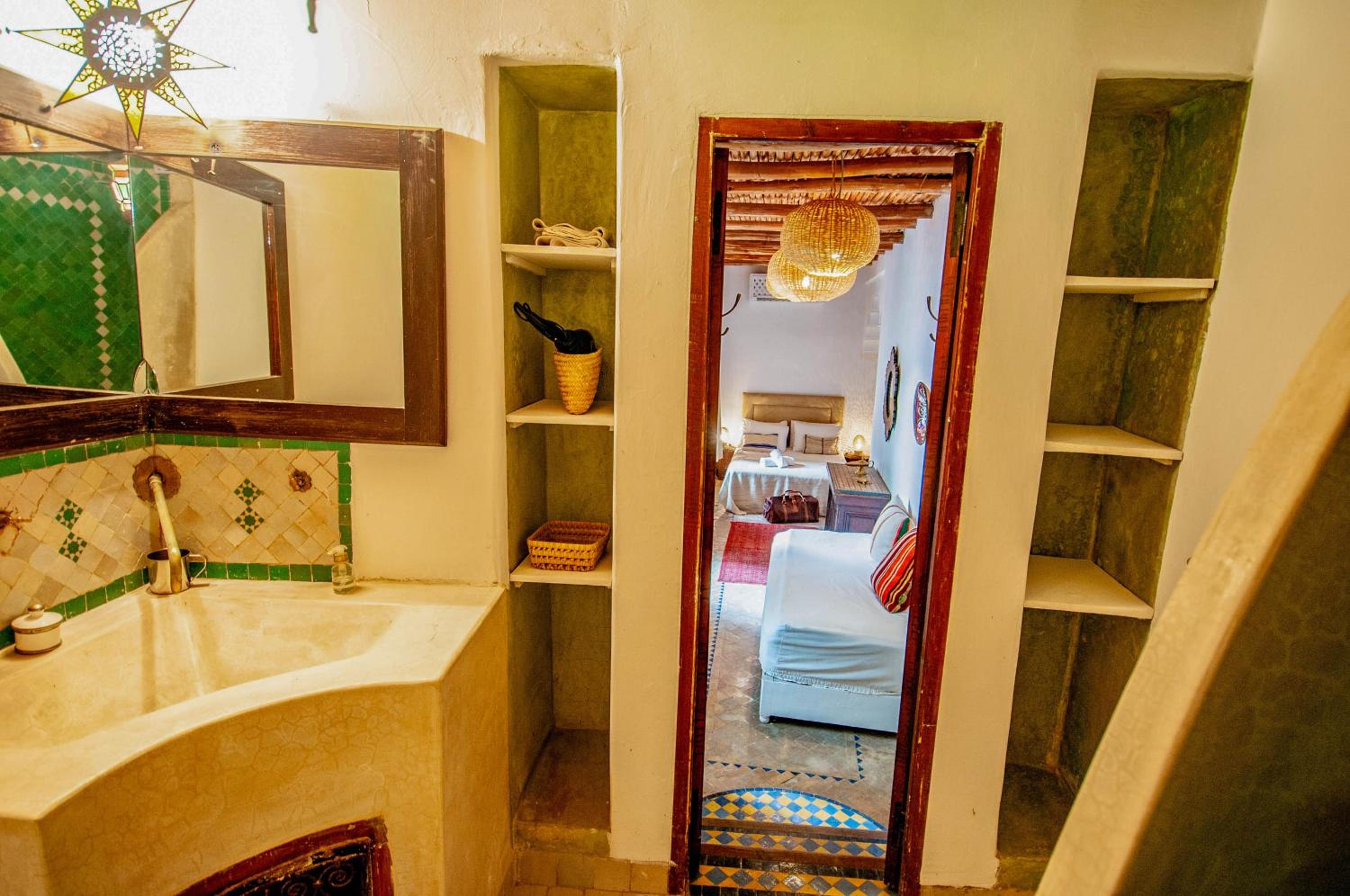Double / Twin Room or Triple Room - Photo 12