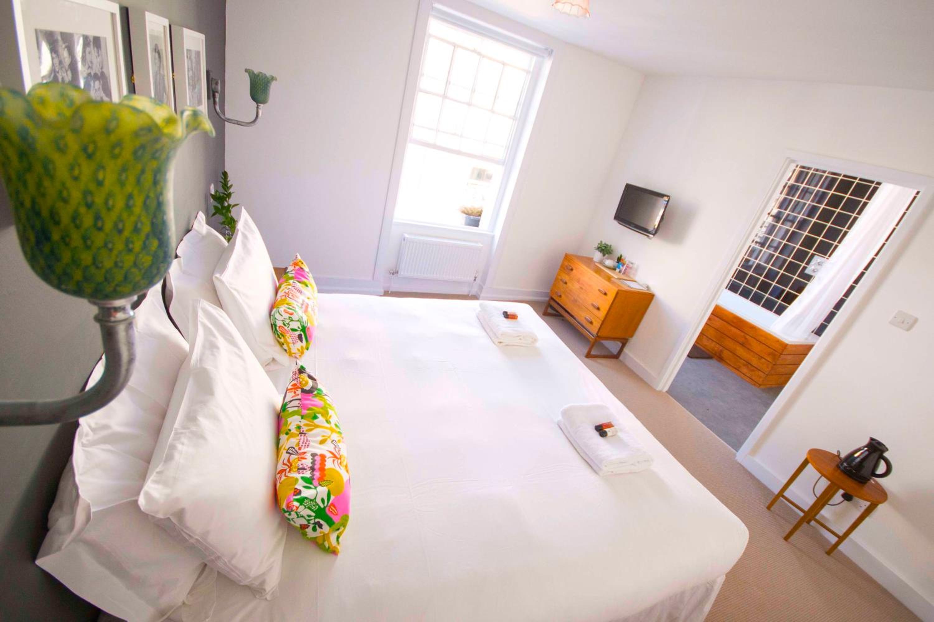 King or Twin Room - Photo 1