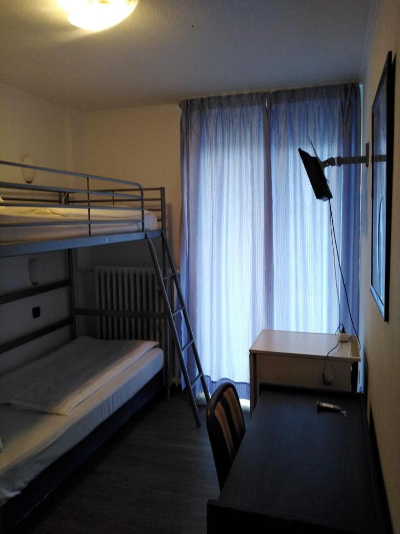 Double or Twin Room with Private Bathroom in Hallway