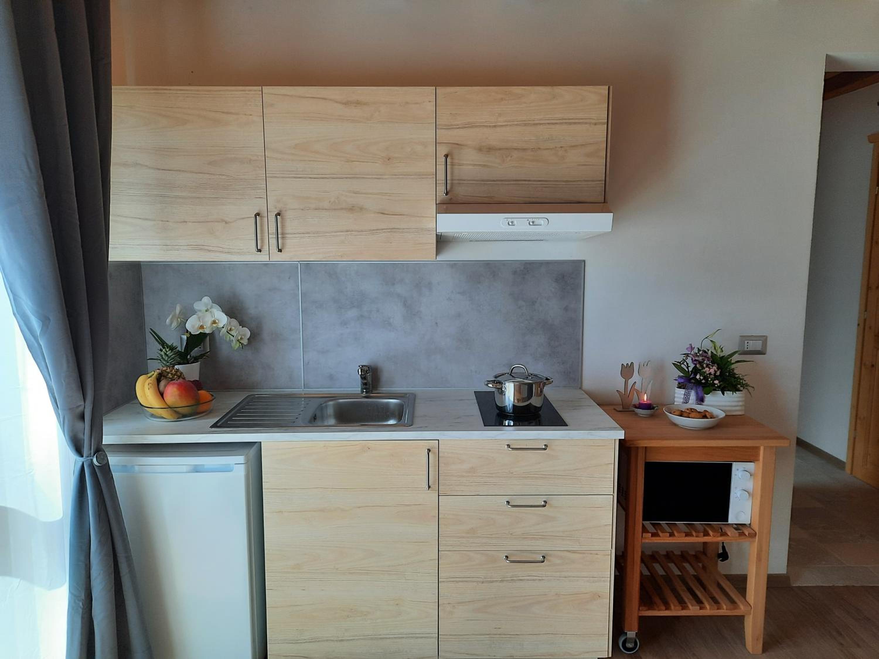 One-Bedroom Apartment - Photo 6