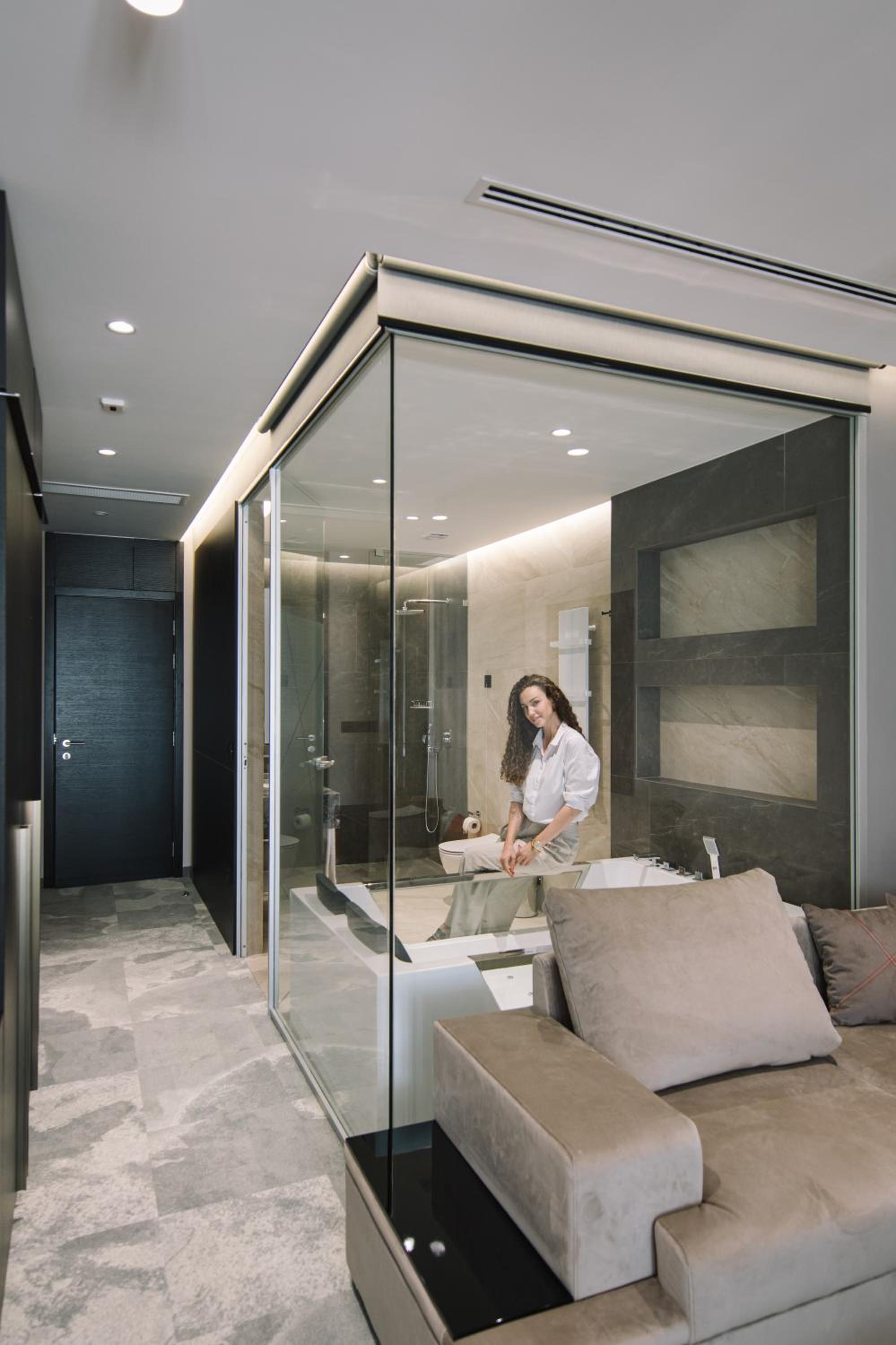 Comfort One-Bedroom Suite - Photo 18