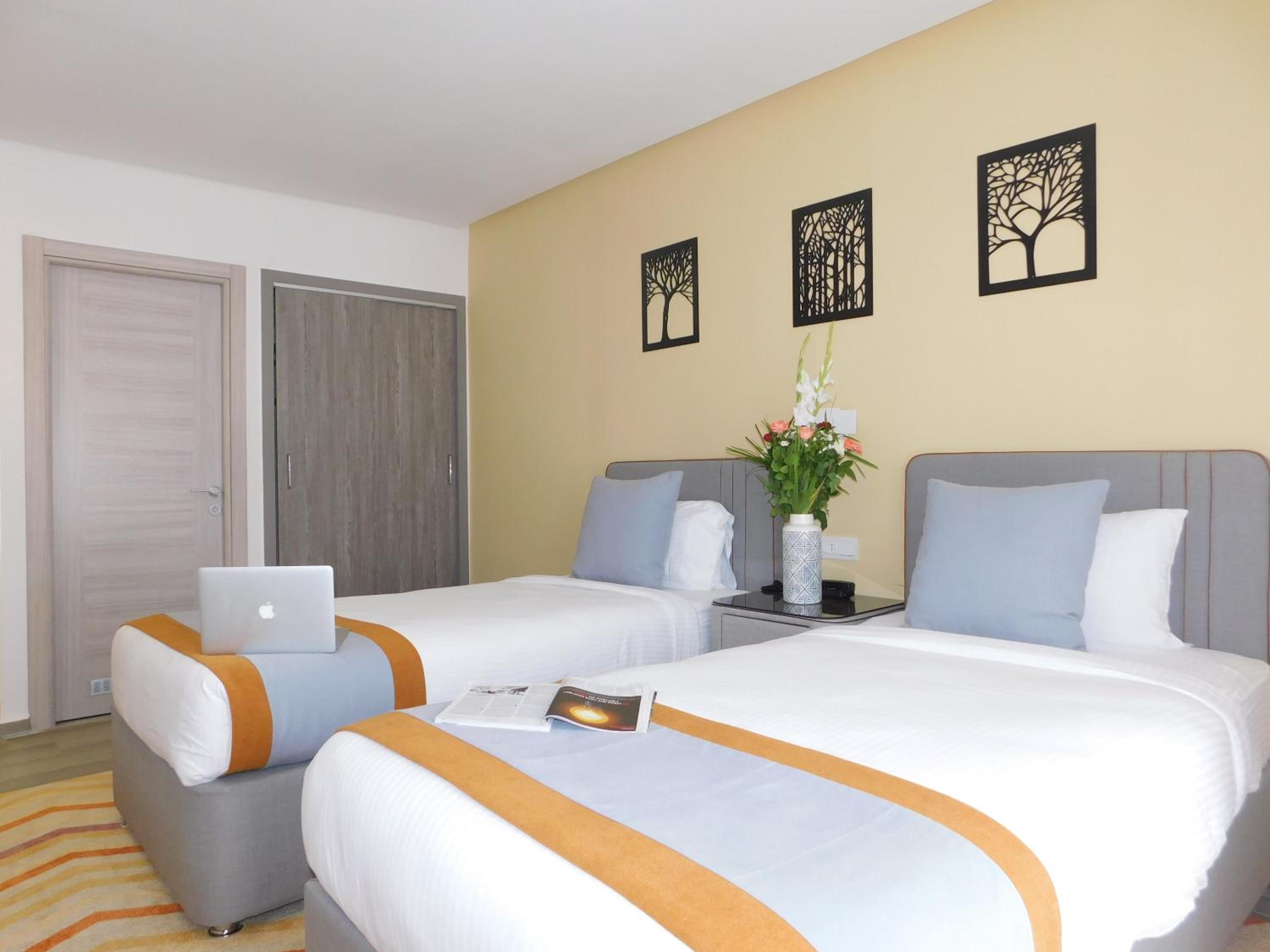 Deluxe Twin Room - Photo 6