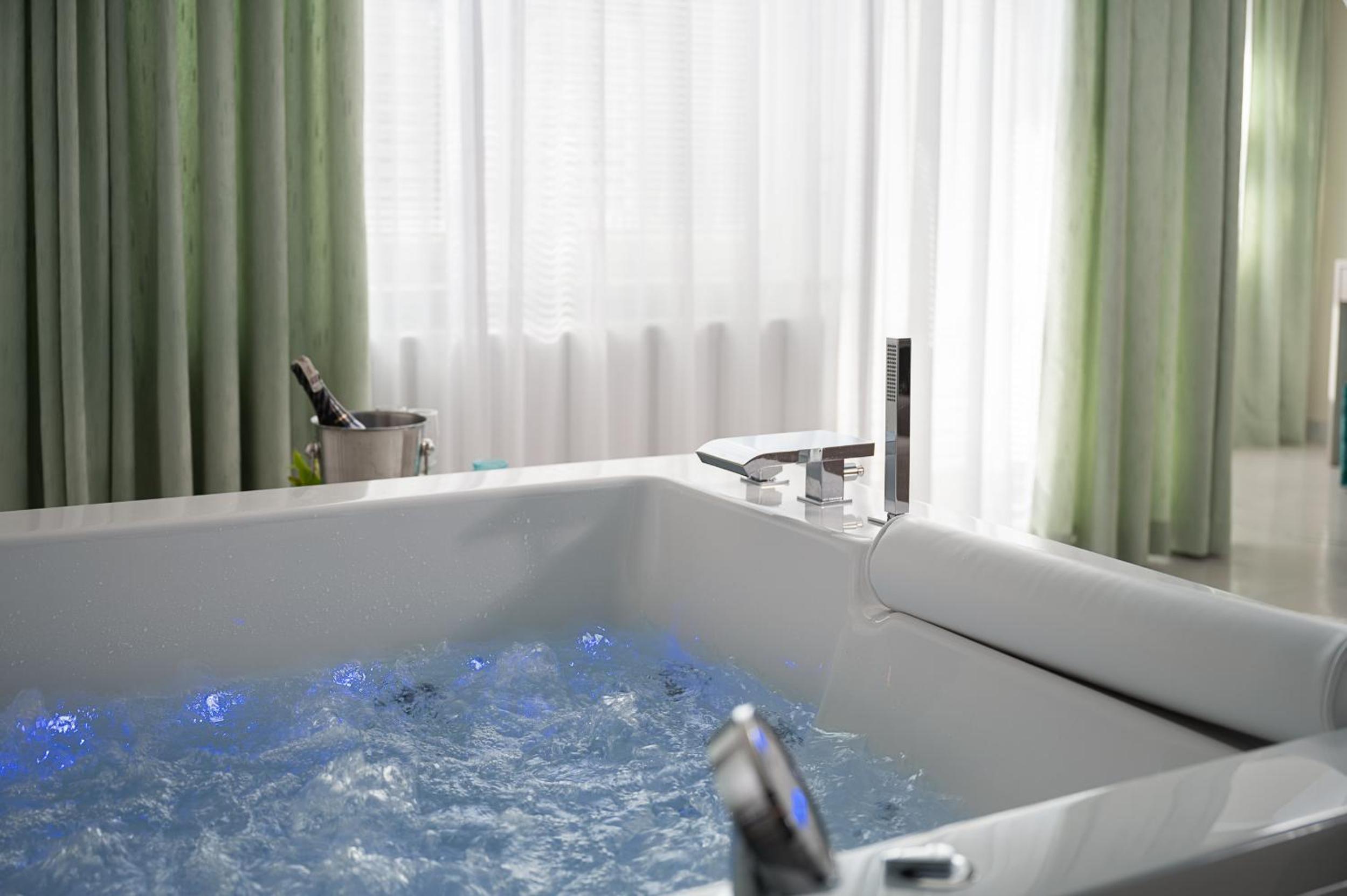 Superior Apartment with Kitchenette and Jacuzzi - Photo 32