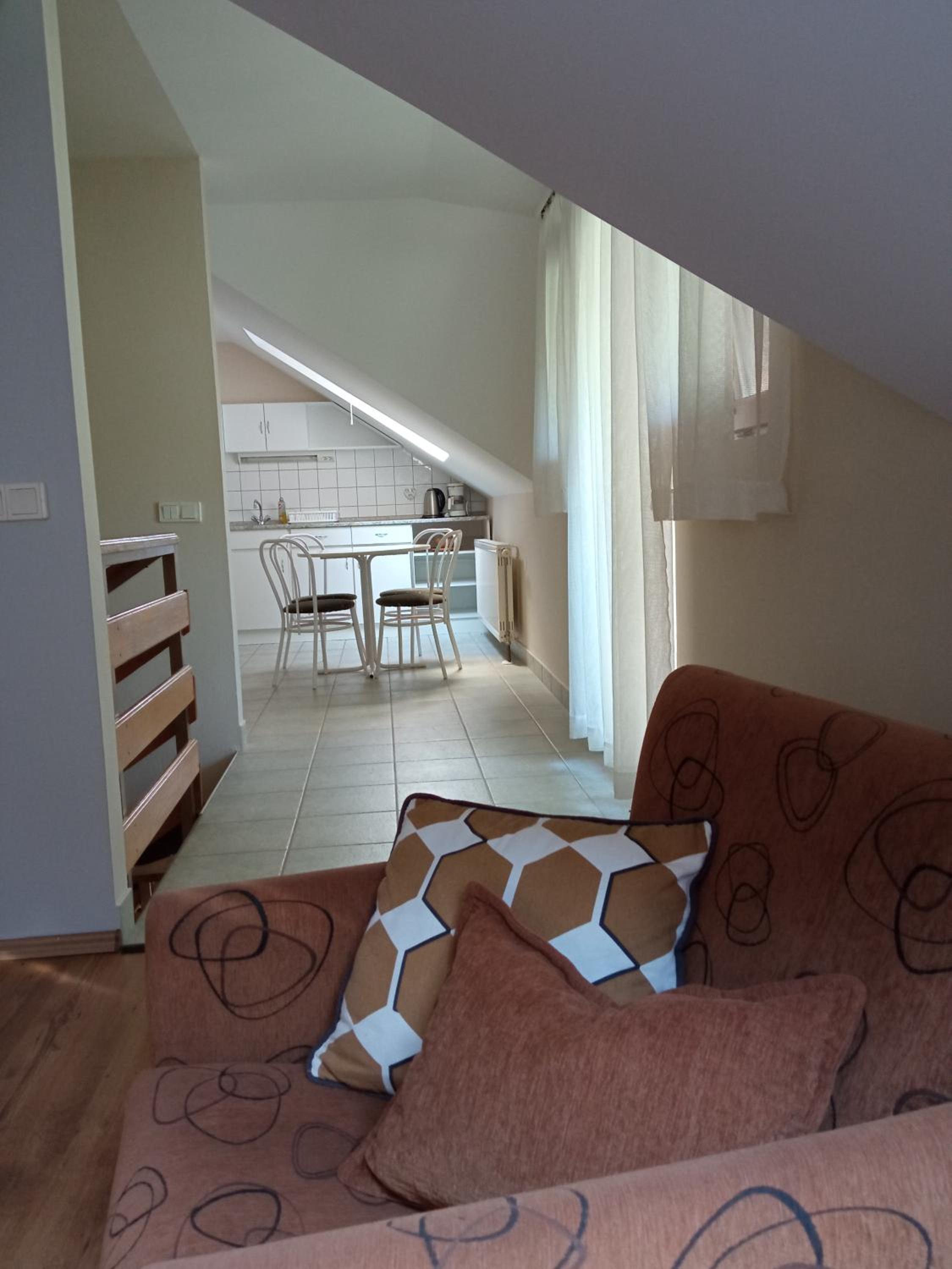 Apartment with Balcony photo 3