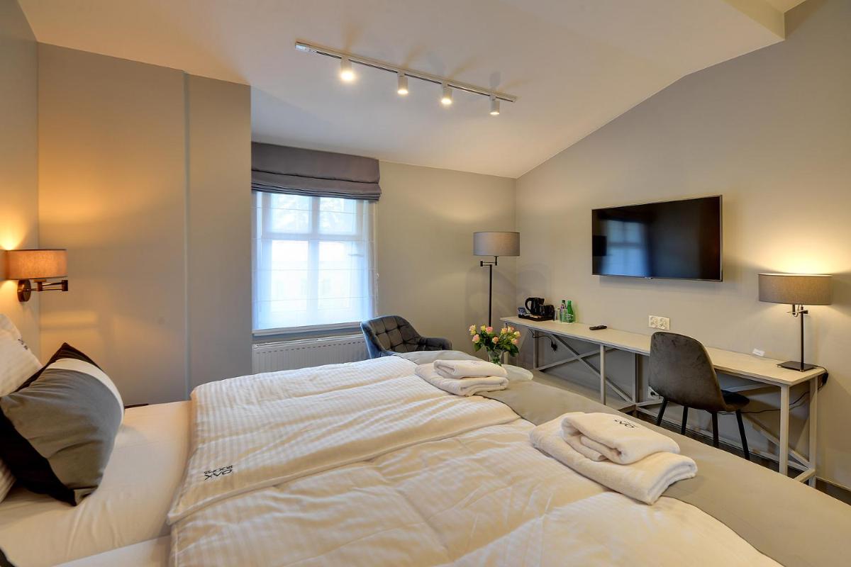 Deluxe Double Room - Photo 1