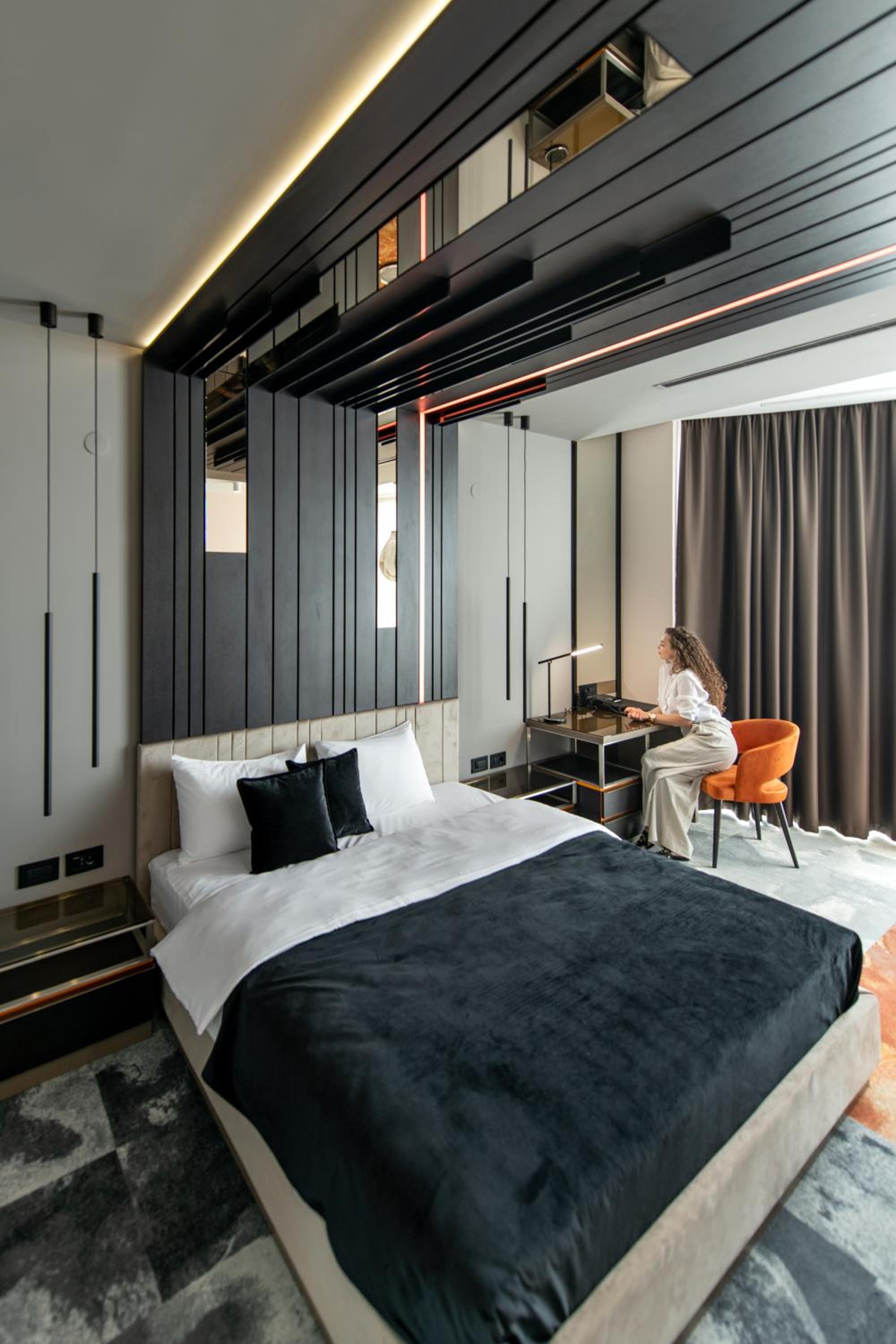 Deluxe Double Room - Photo 16