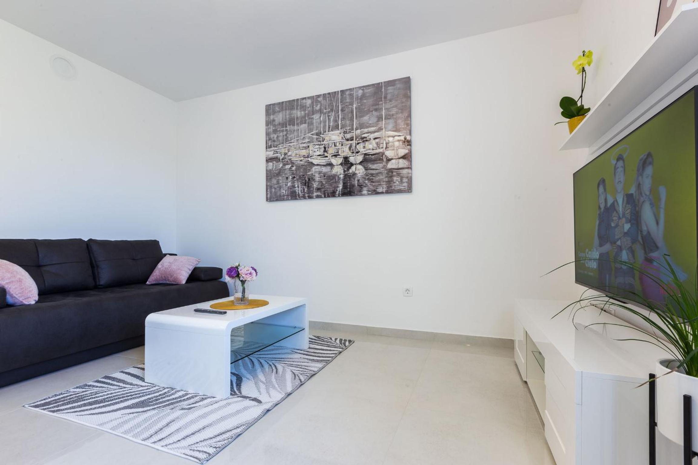 Two-Bedroom Apartment - Photo 29