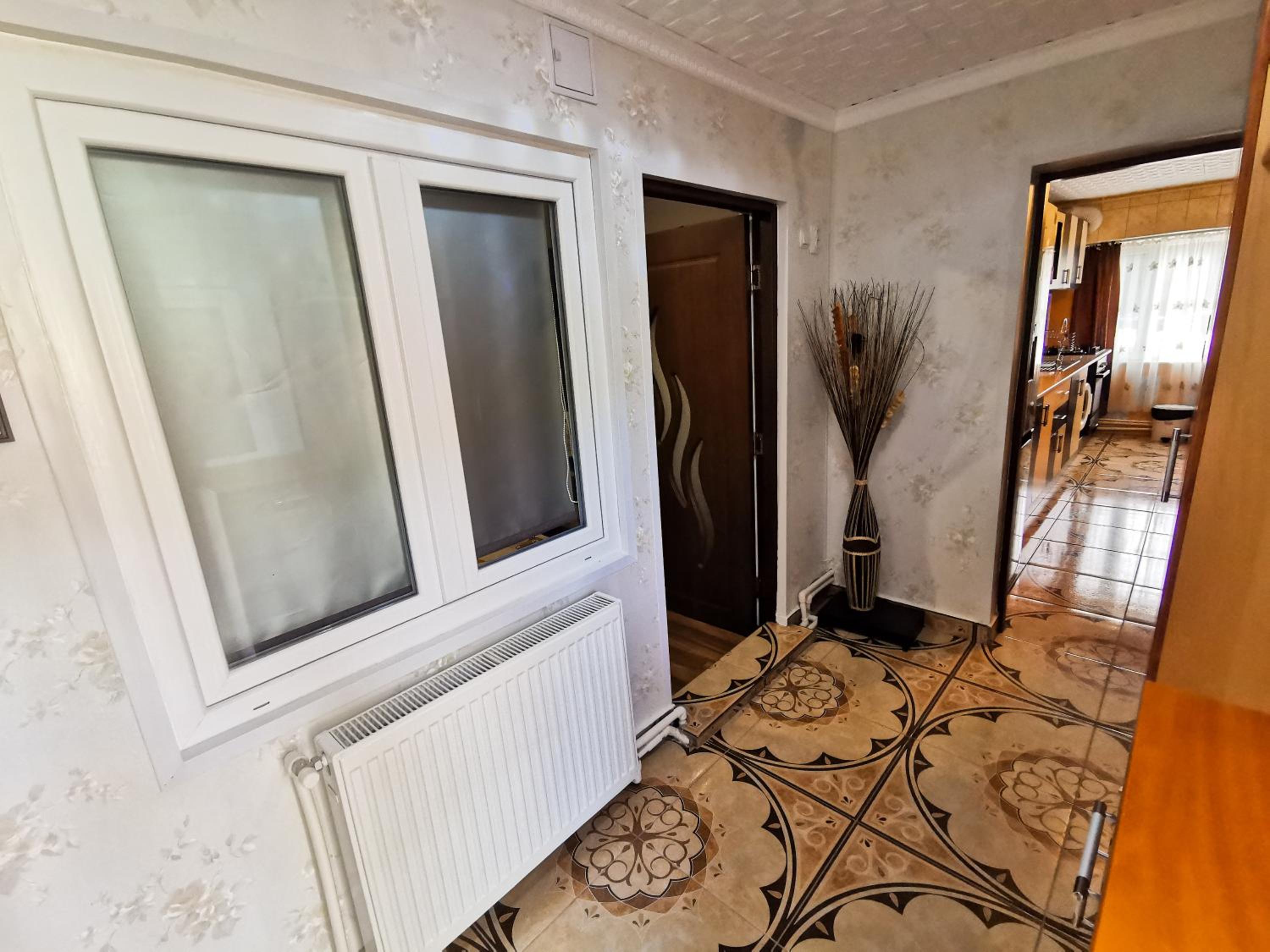 One-Bedroom Apartment - Photo 13