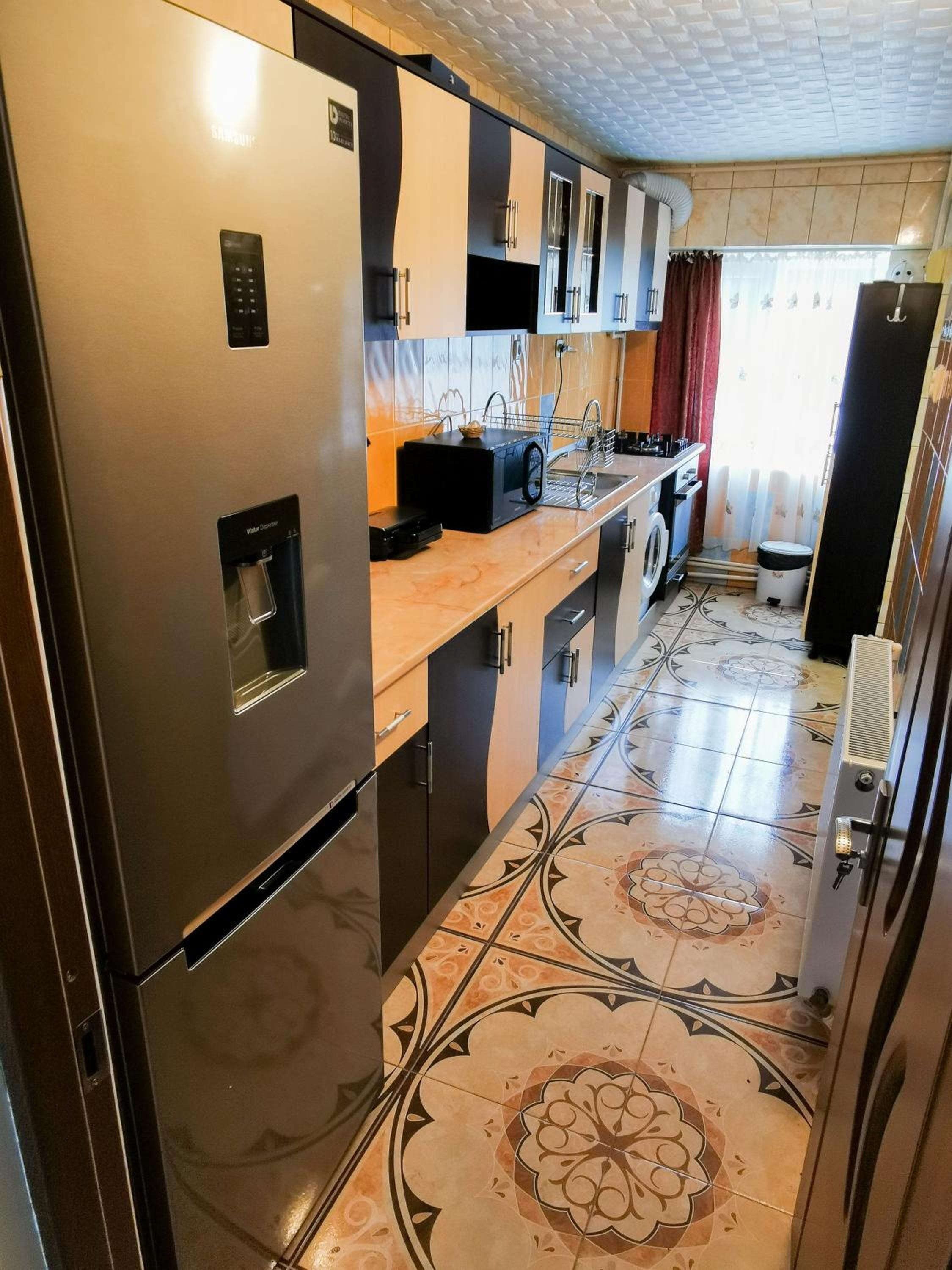 One-Bedroom Apartment - Photo 19