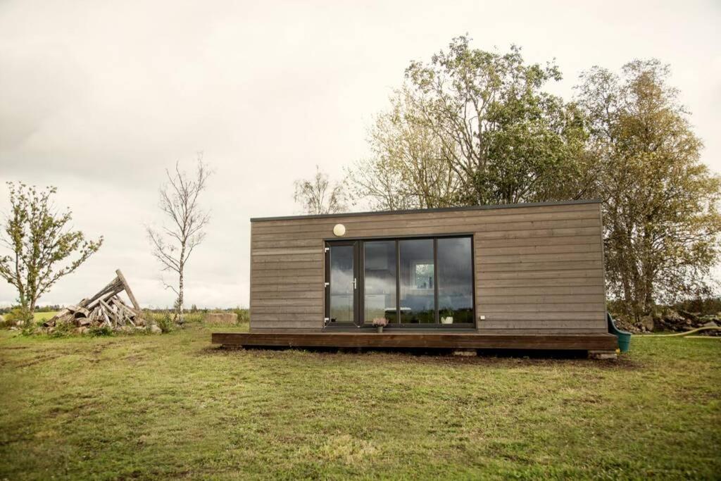 One-Bedroom House - Photo 2