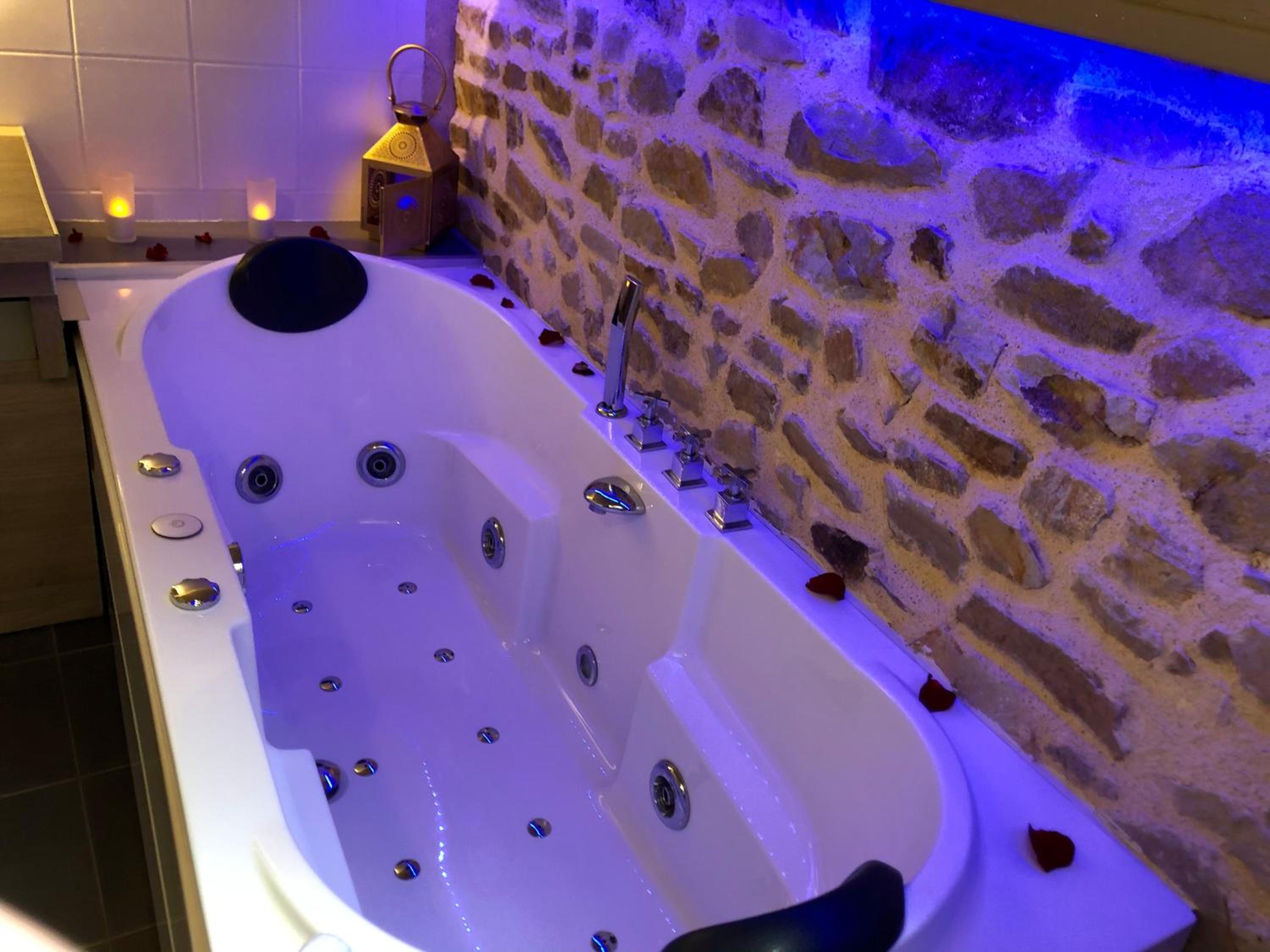 Superior Double Room with double Balneo Bath  photo 3