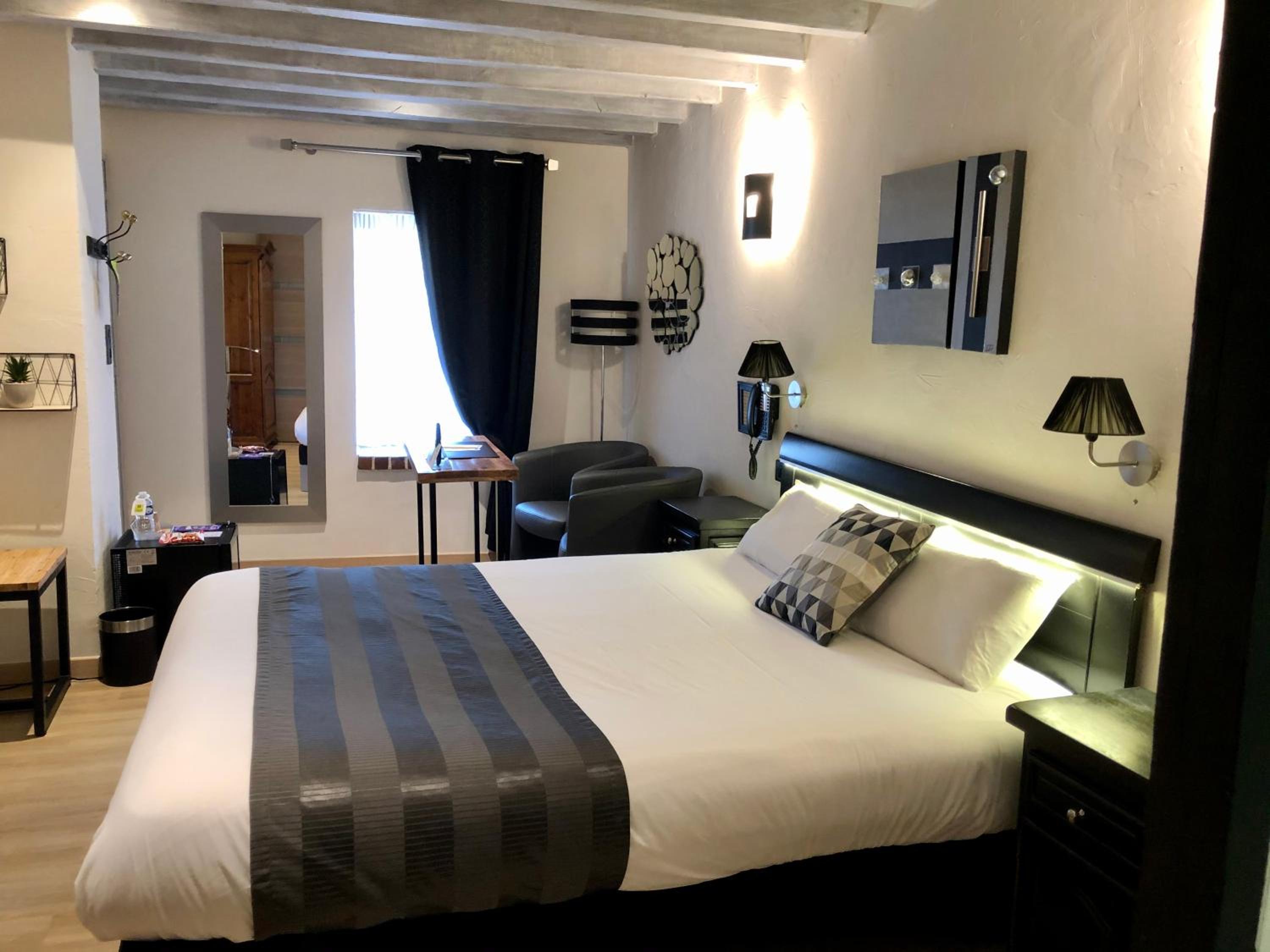 Superior Double Room photo 2