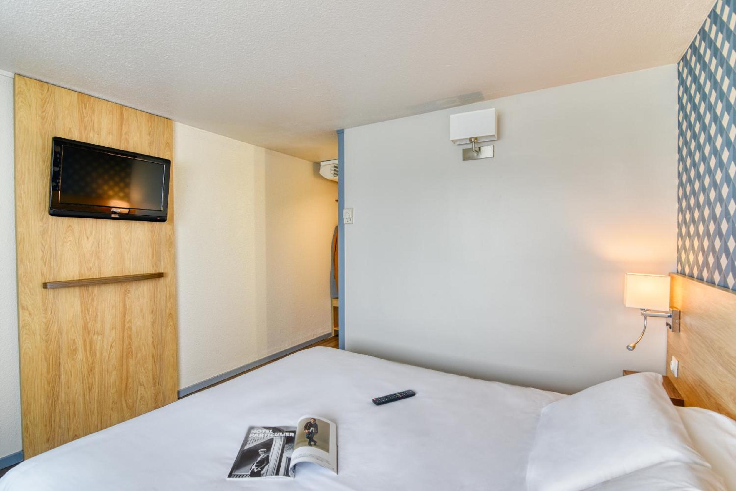 Double Room - Photo 5