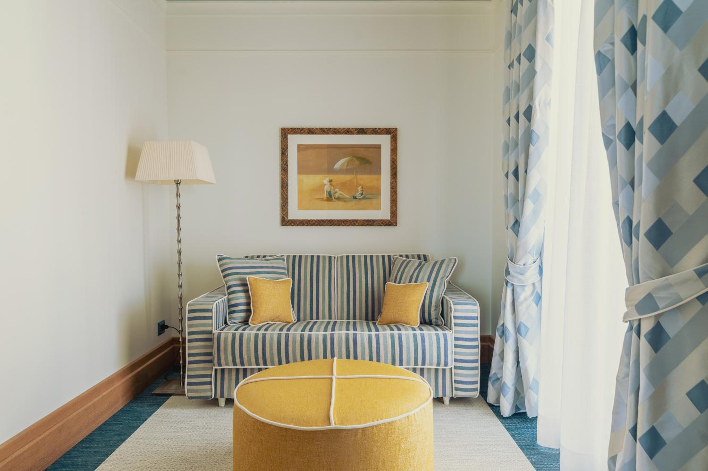 Junior Suite with Garden View - Photo 2