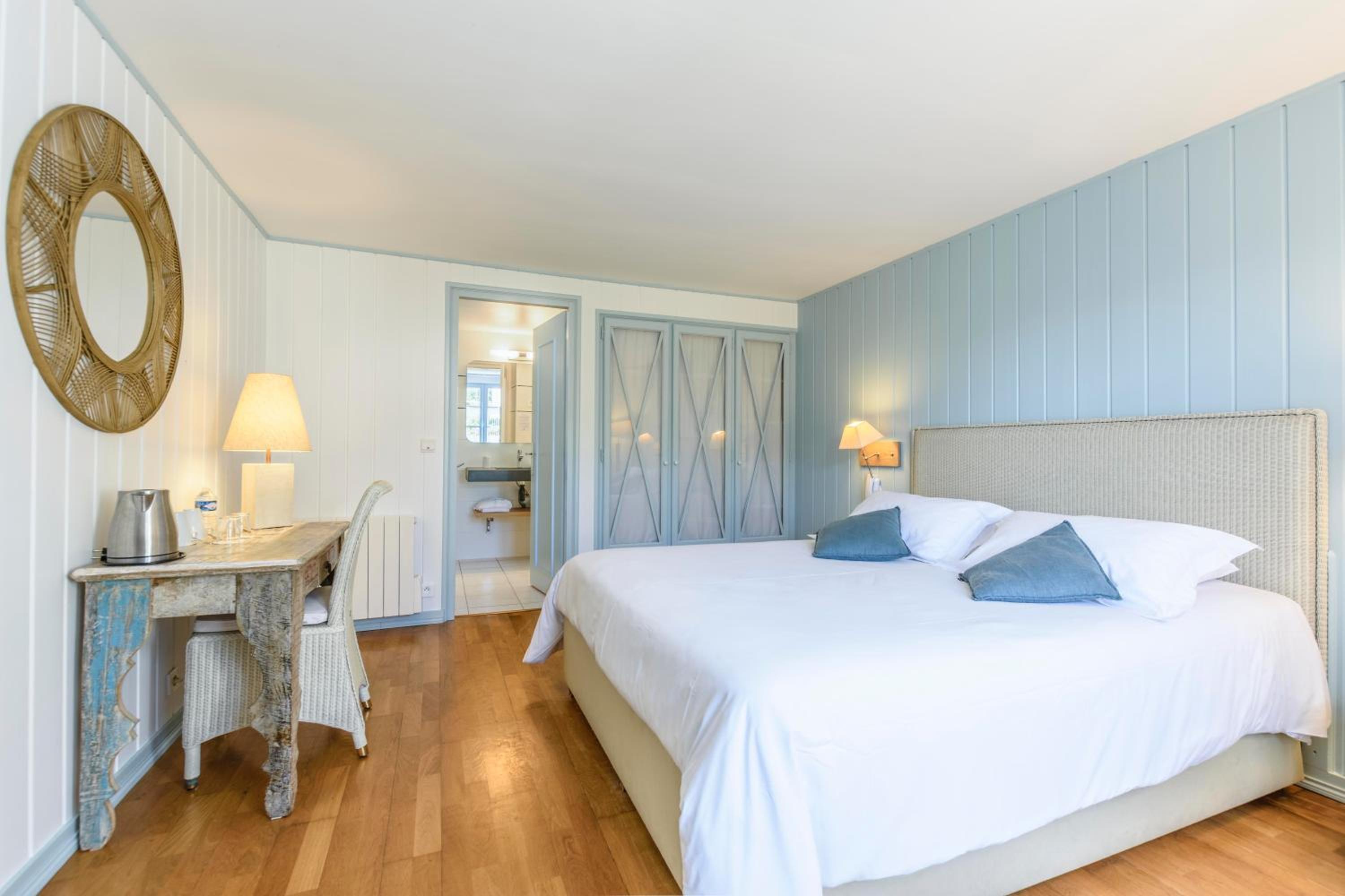 Superior Double Room - Photo 1