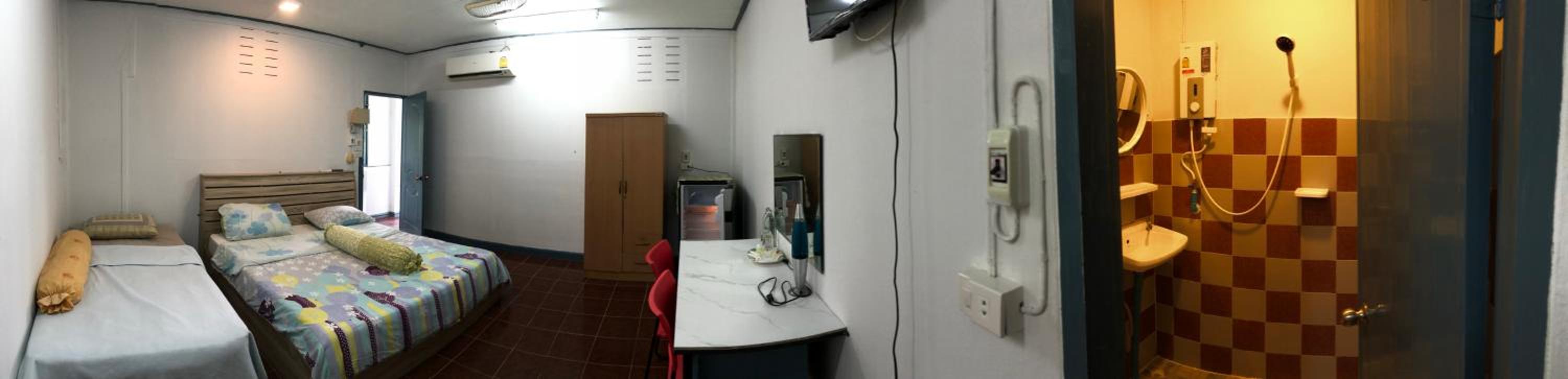 One-Bedroom Apartment