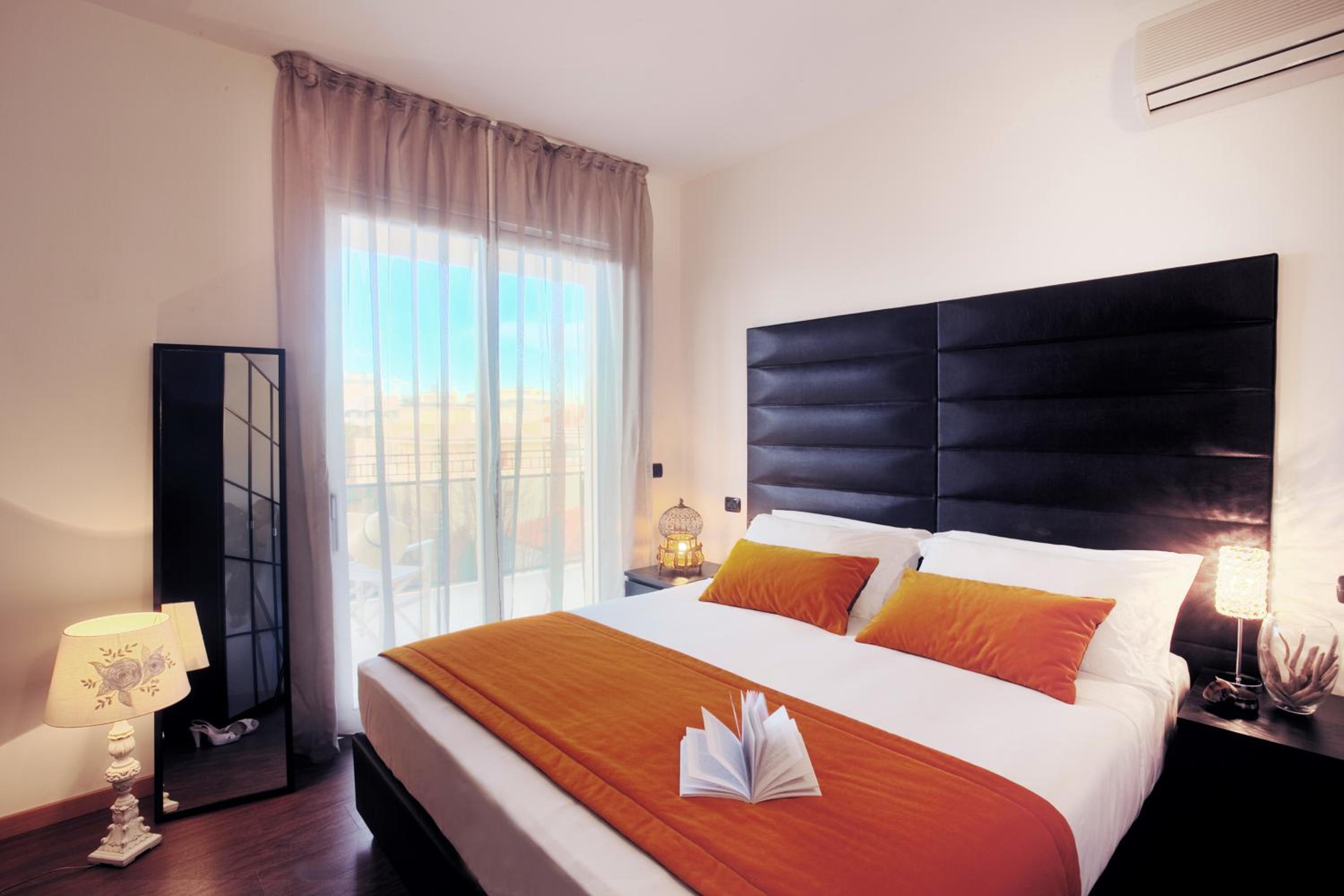 Deluxe Junior Suite - Photo 5