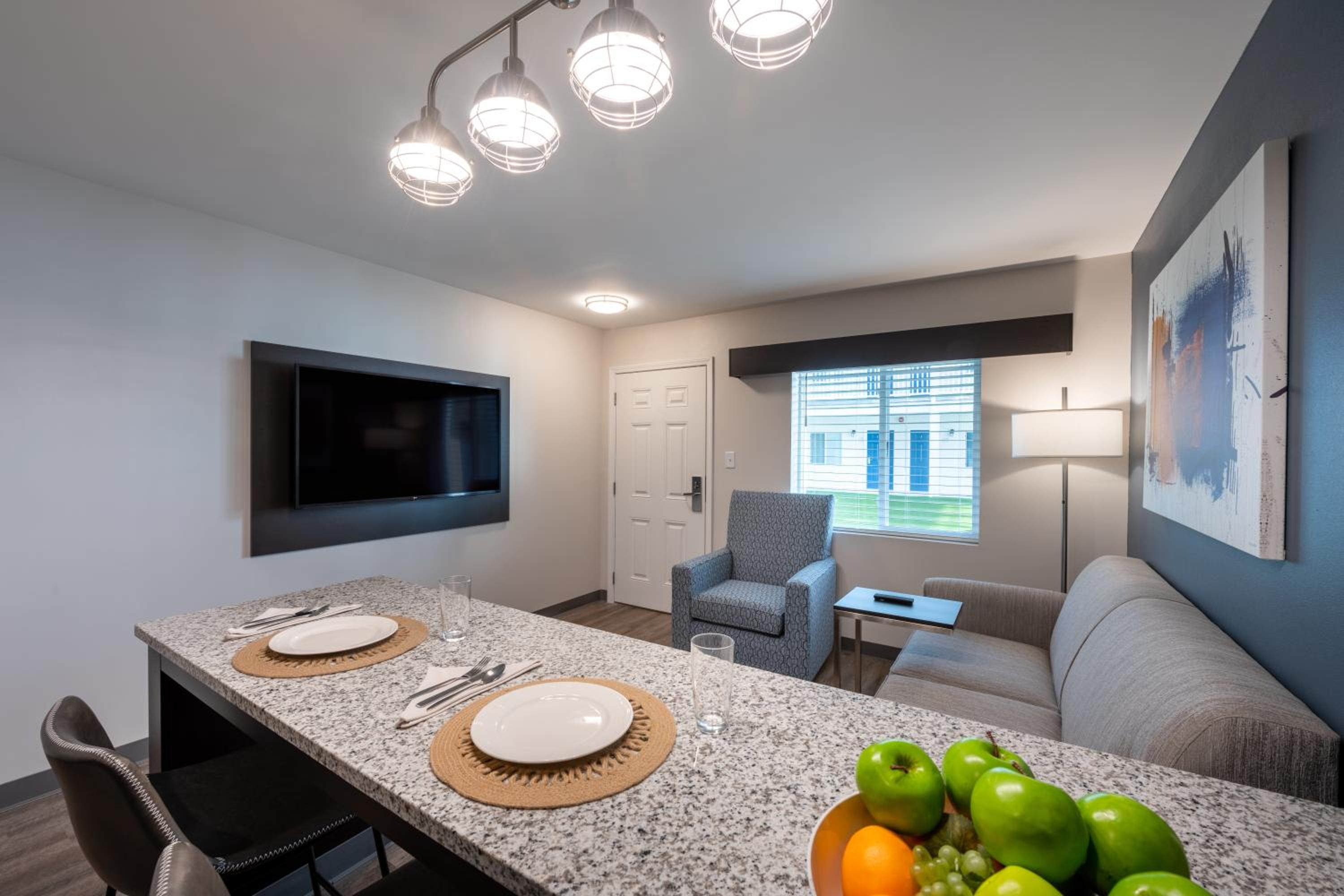 King Suite - Photo 7