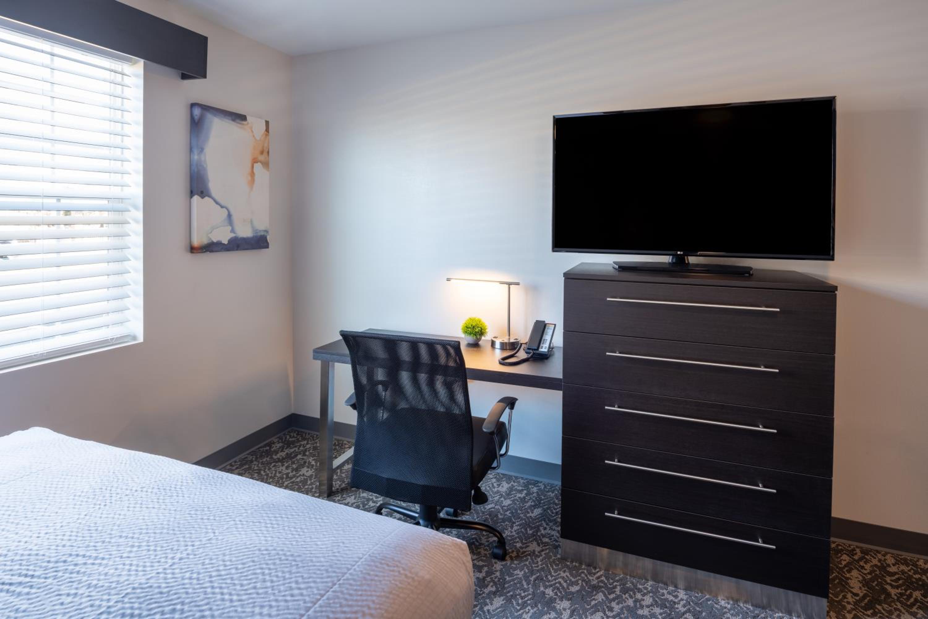King Suite - Photo 10