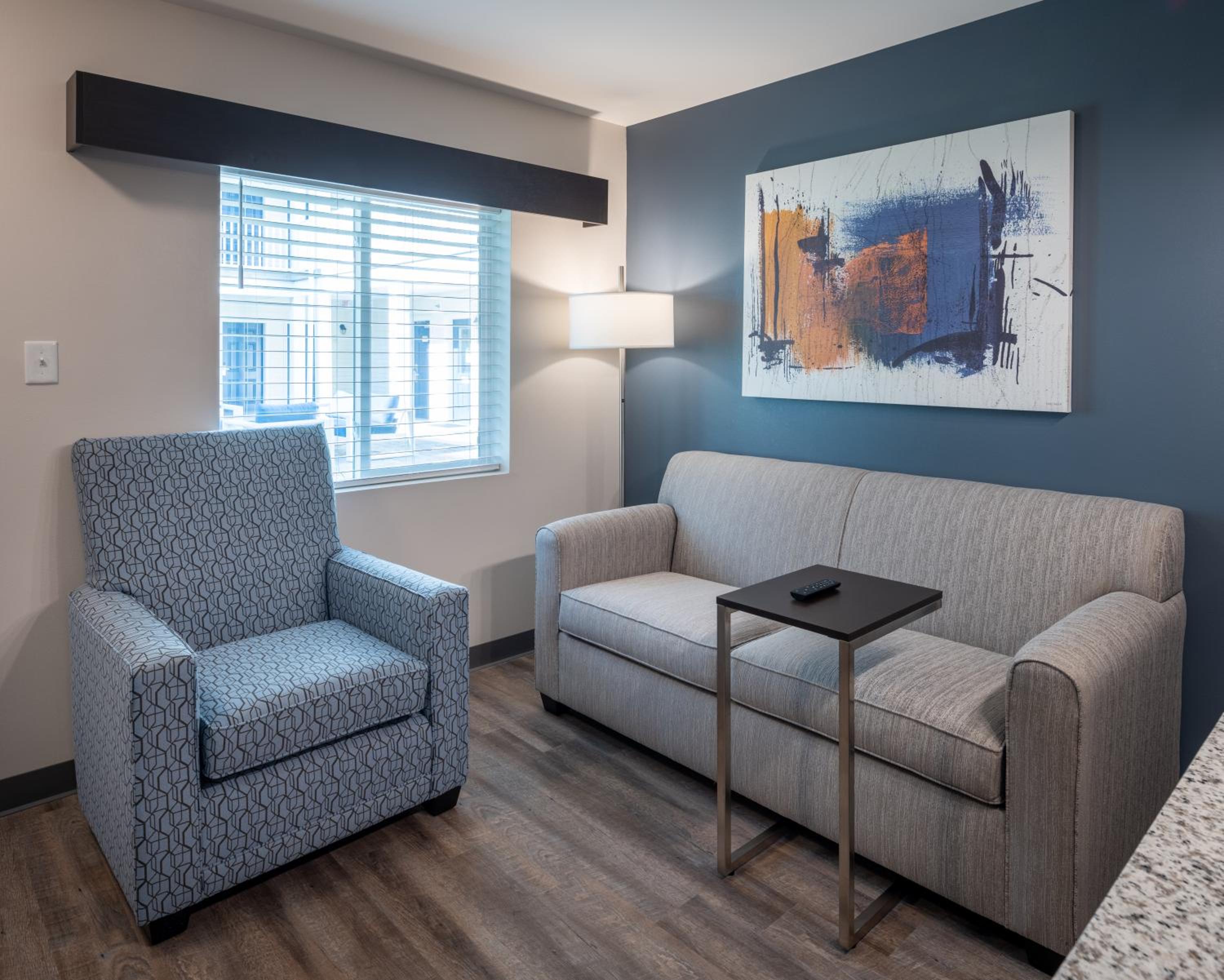 King Suite - Photo 8