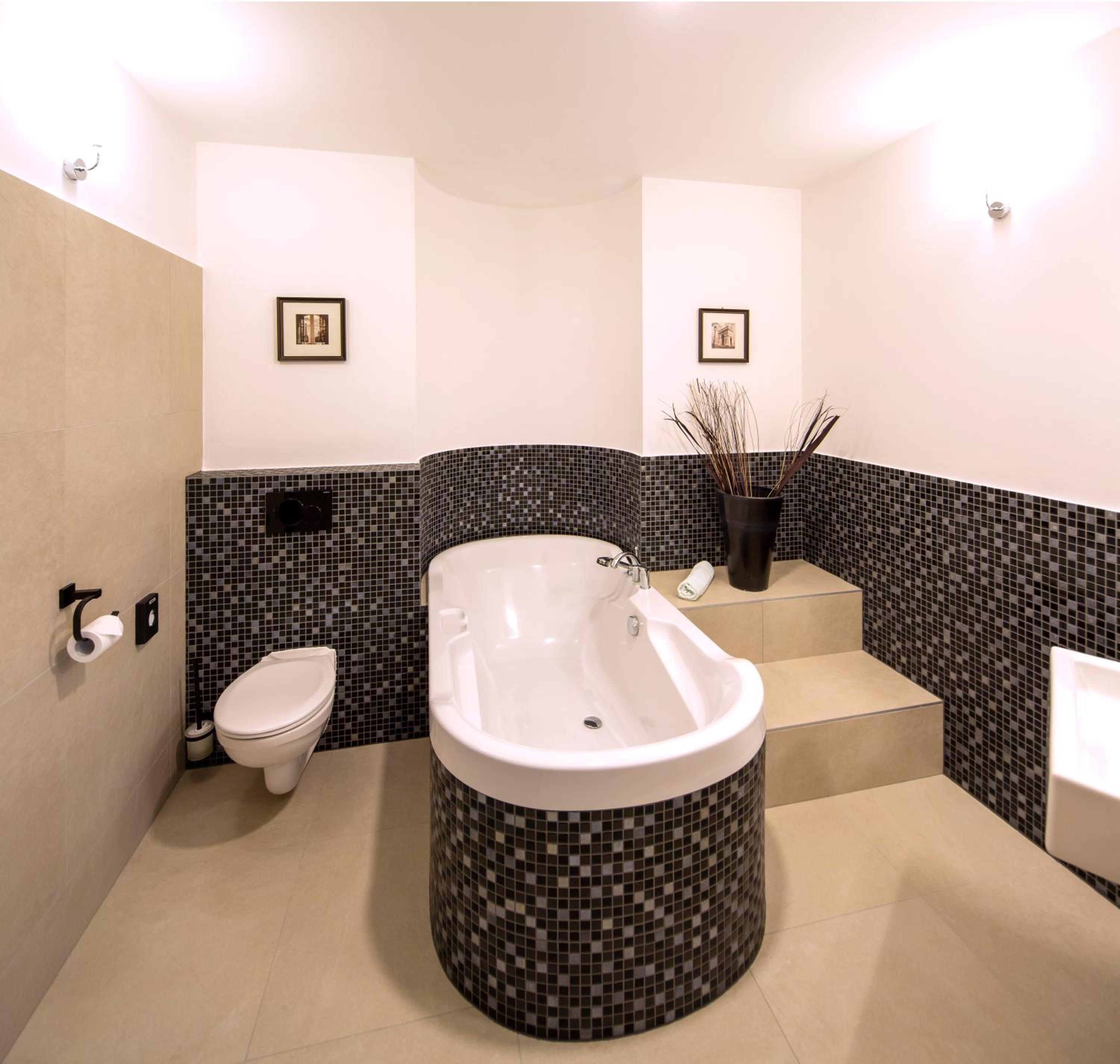 Suite - Photo 3