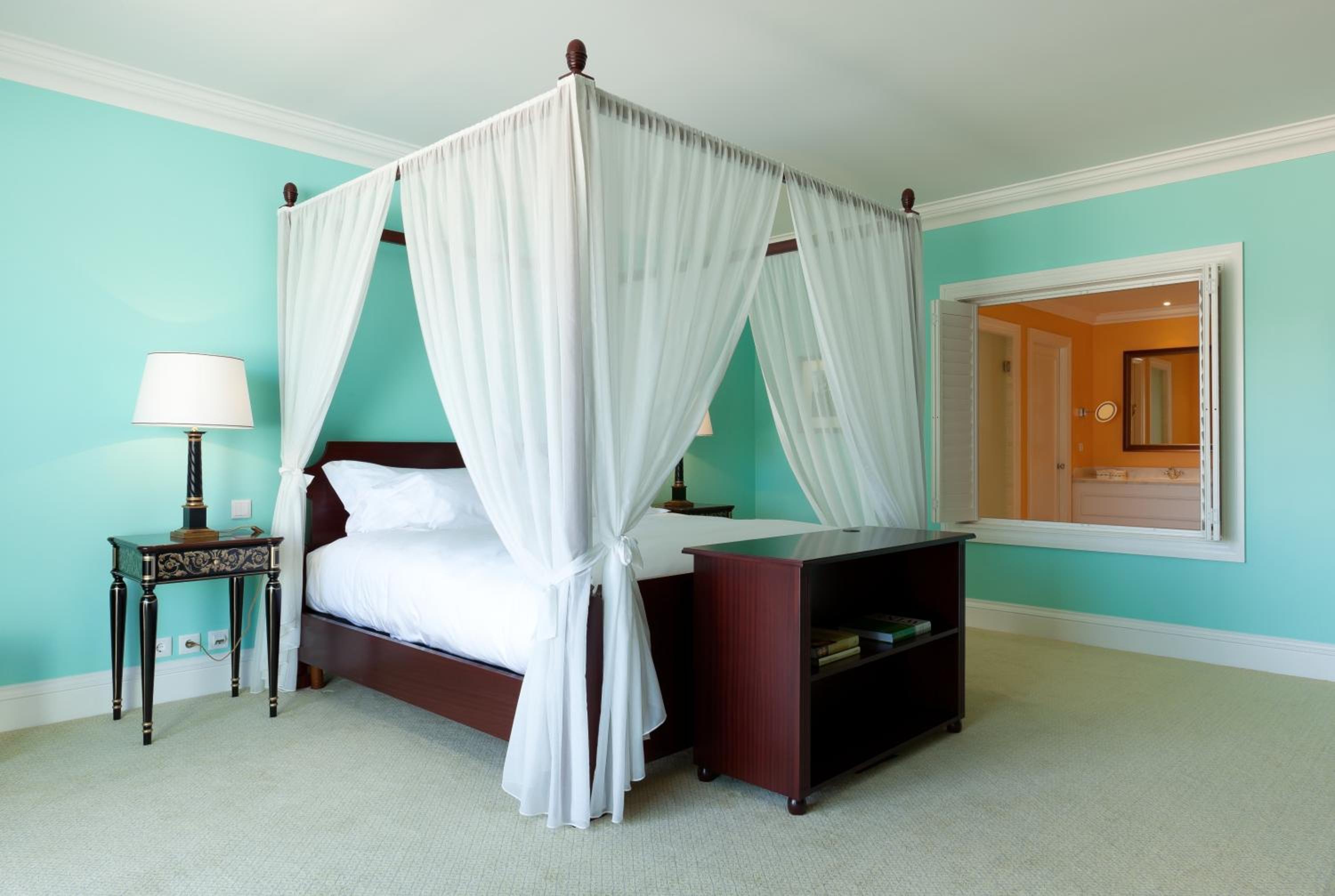 Deluxe Suite with Panoramic River View - Photo 5